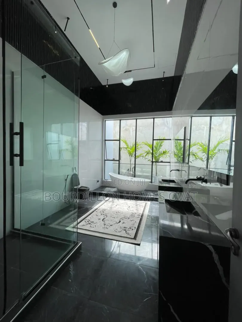 5bdrm Duplex in Osapa London Lekki for sale