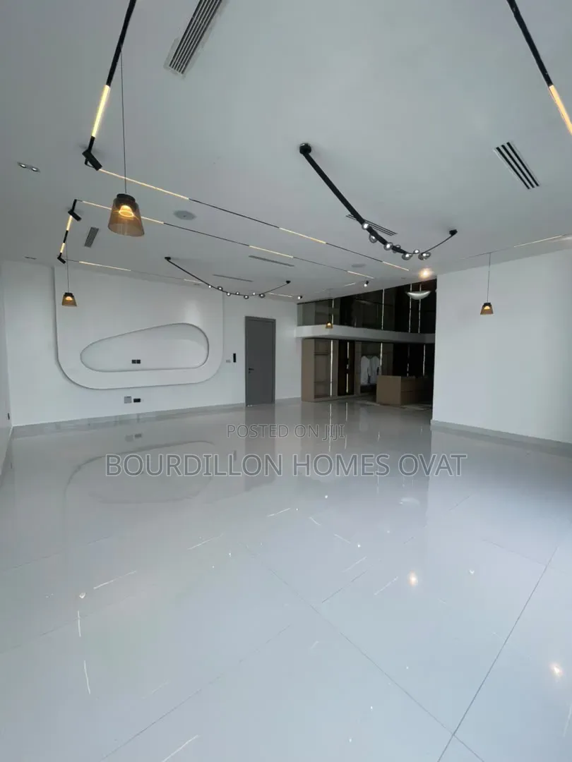 5bdrm Duplex in Osapa London Lekki for sale