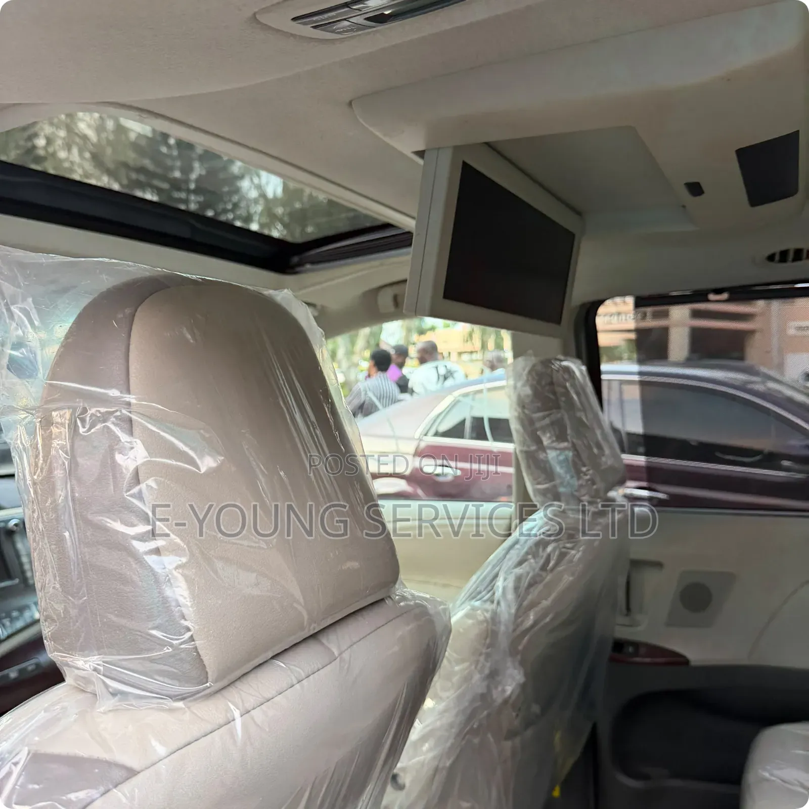 Toyota Sienna Limited 7 Passenger 2011 Gold