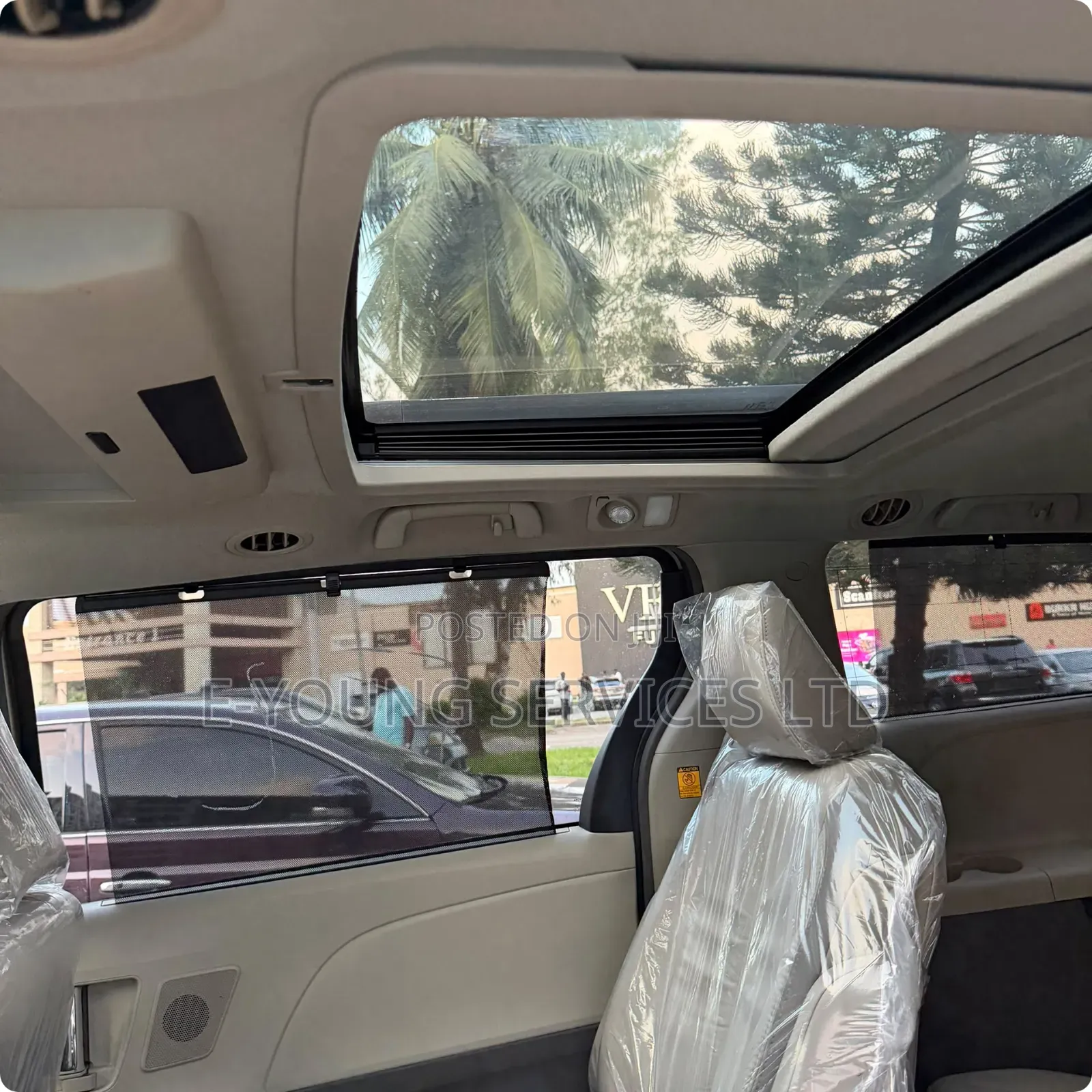 Toyota Sienna Limited 7 Passenger 2011 Gold
