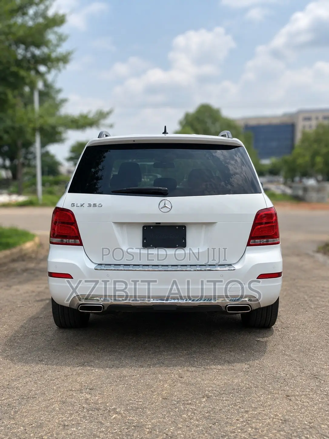 Mercedes-Benz GLK-Class Base GLK 350 4dr AWD 4MATIC (3.5L 6cyl 7A) 2015