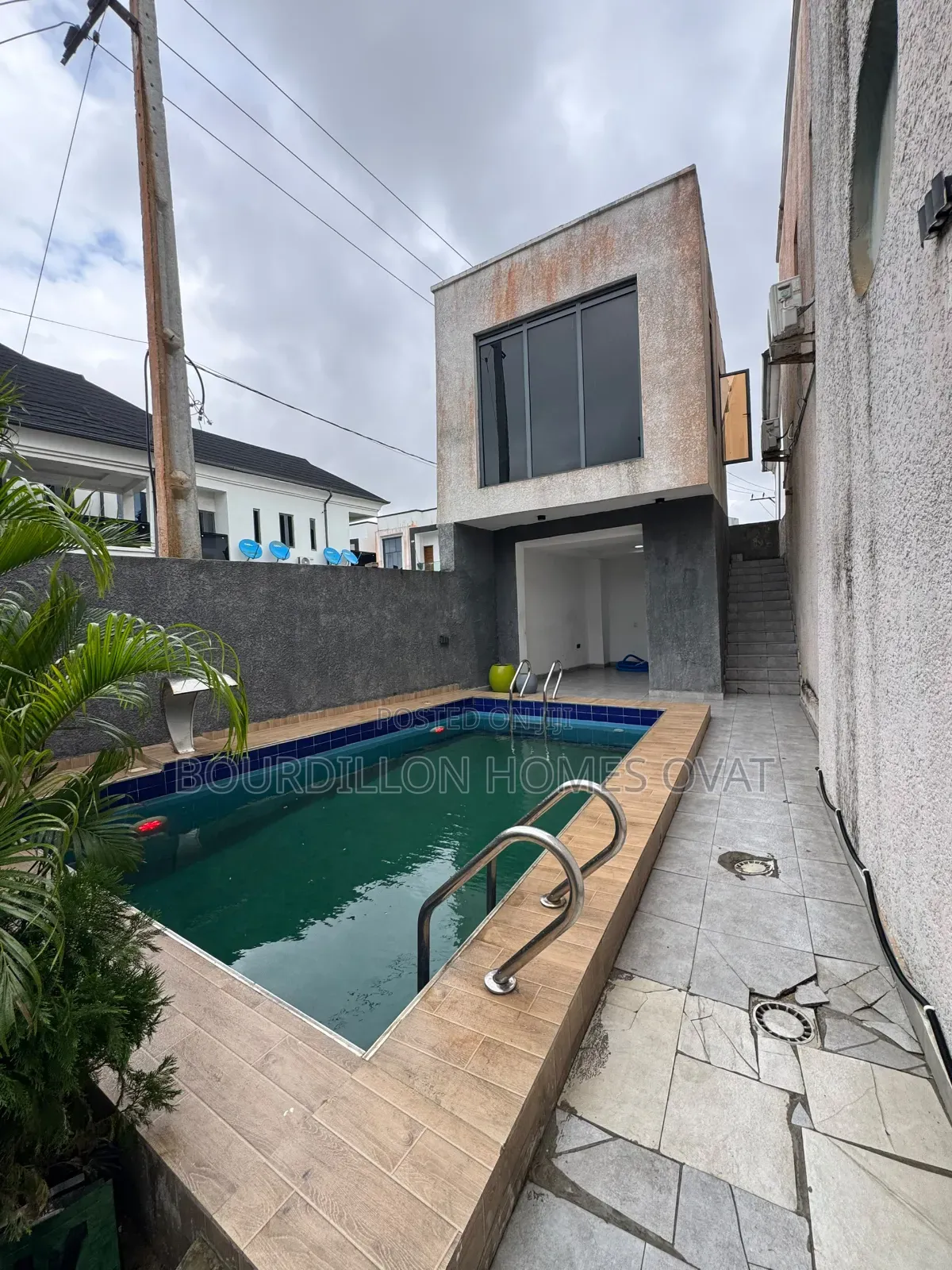 4bdrm Duplex in Orchid Lekki Lagos for rent