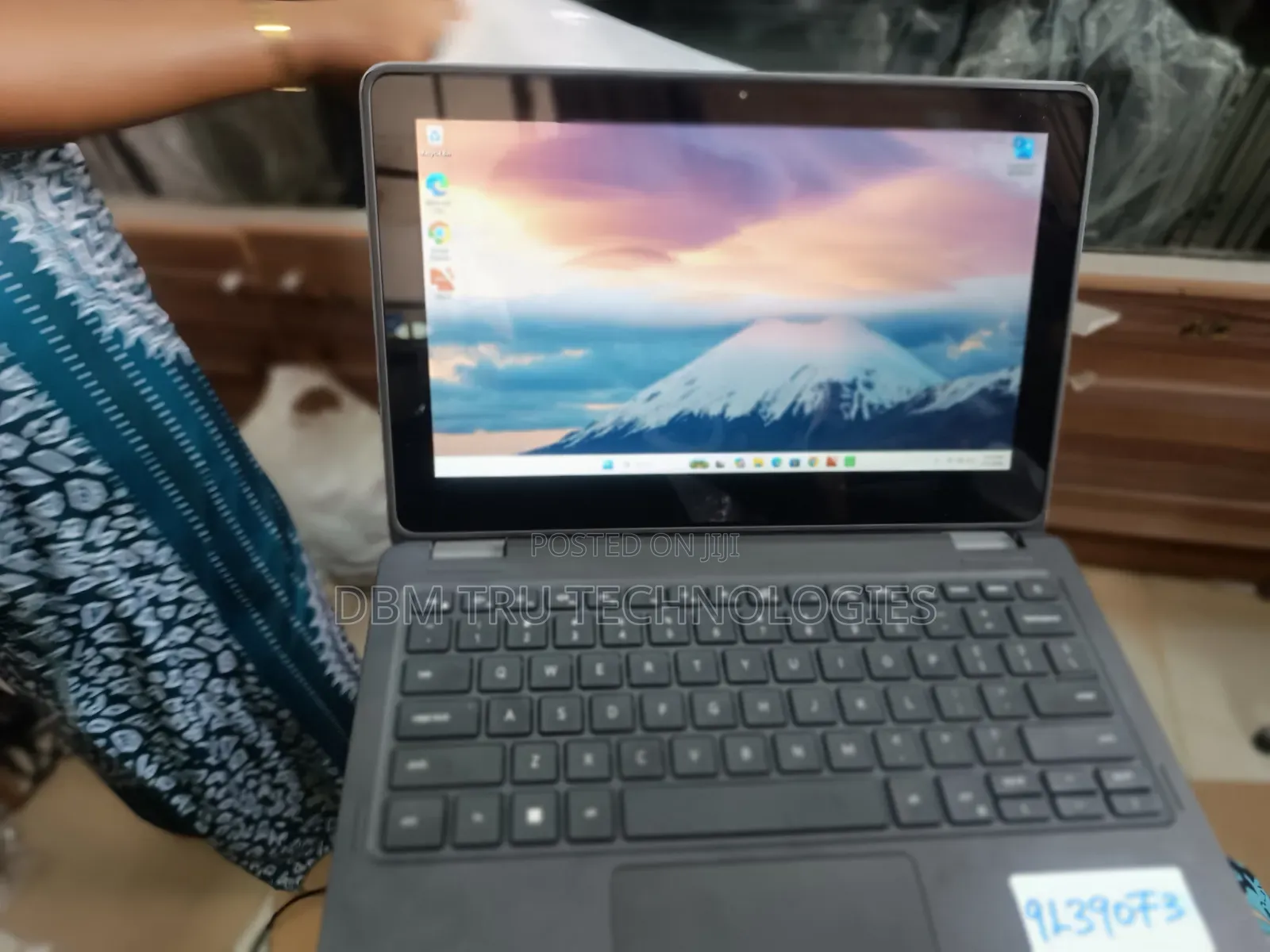Laptop Dell Latitude 3120 4GB Intel Pentium SSD 128GB