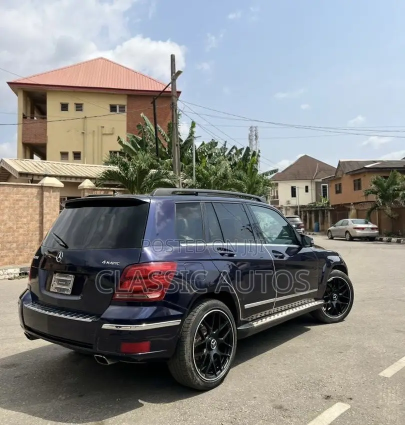 Mercedes-Benz GLK-Class 350 4MATIC 2010 Blue