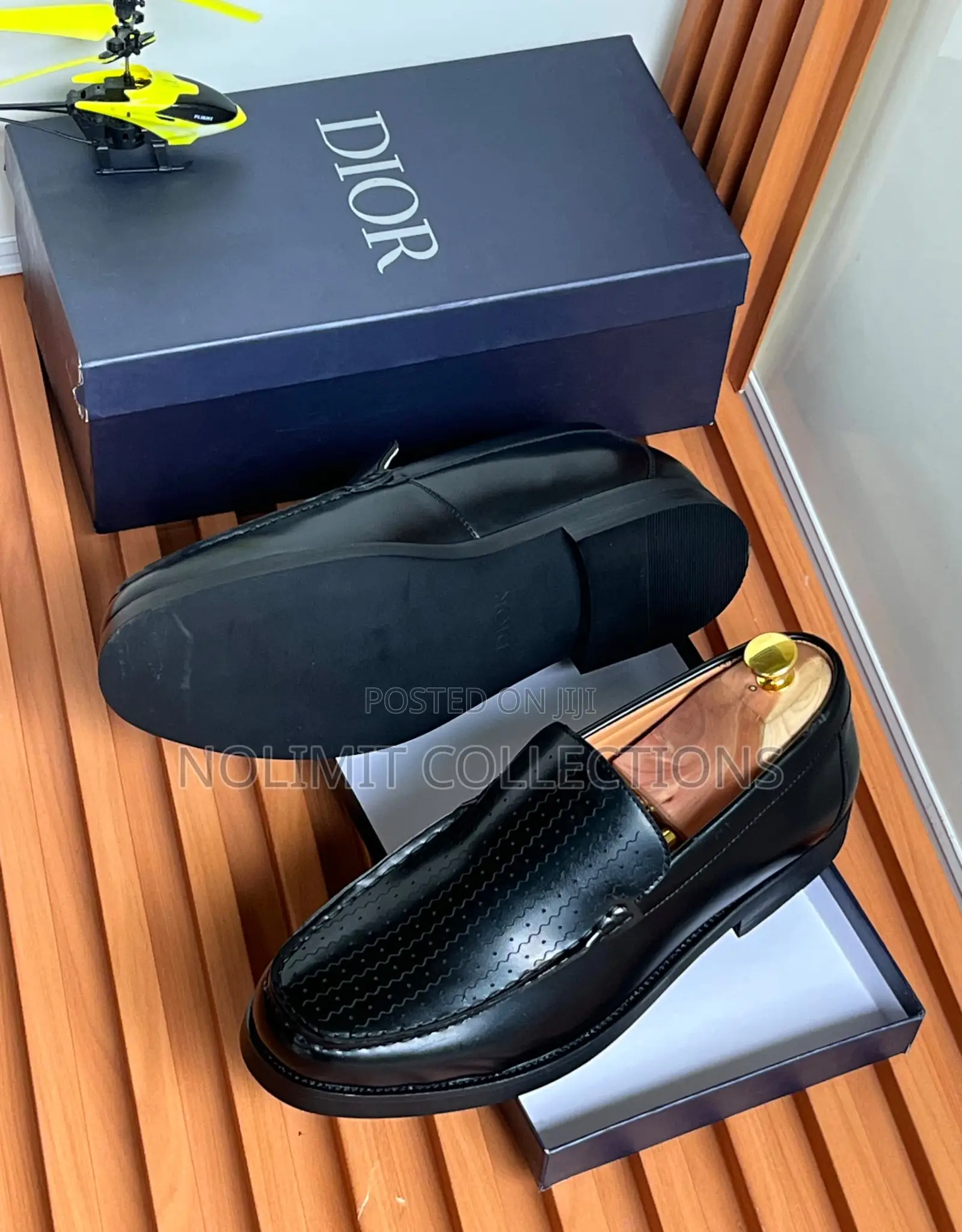 Men's Dior Leather Loafers With Textured Vamp