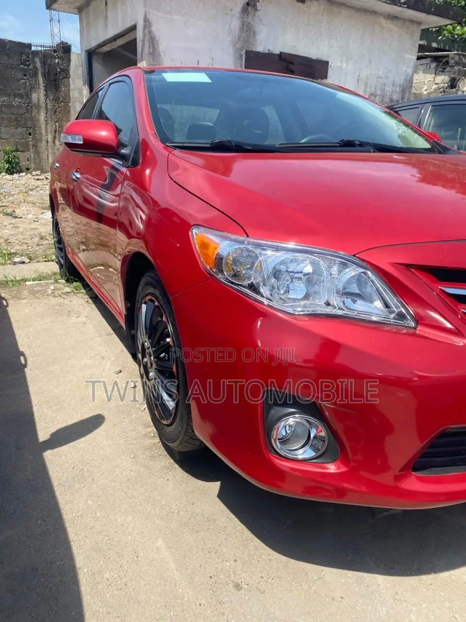Toyota Corolla LE 4dr Sedan (1.8L 4cyl 4A) 2013 Red