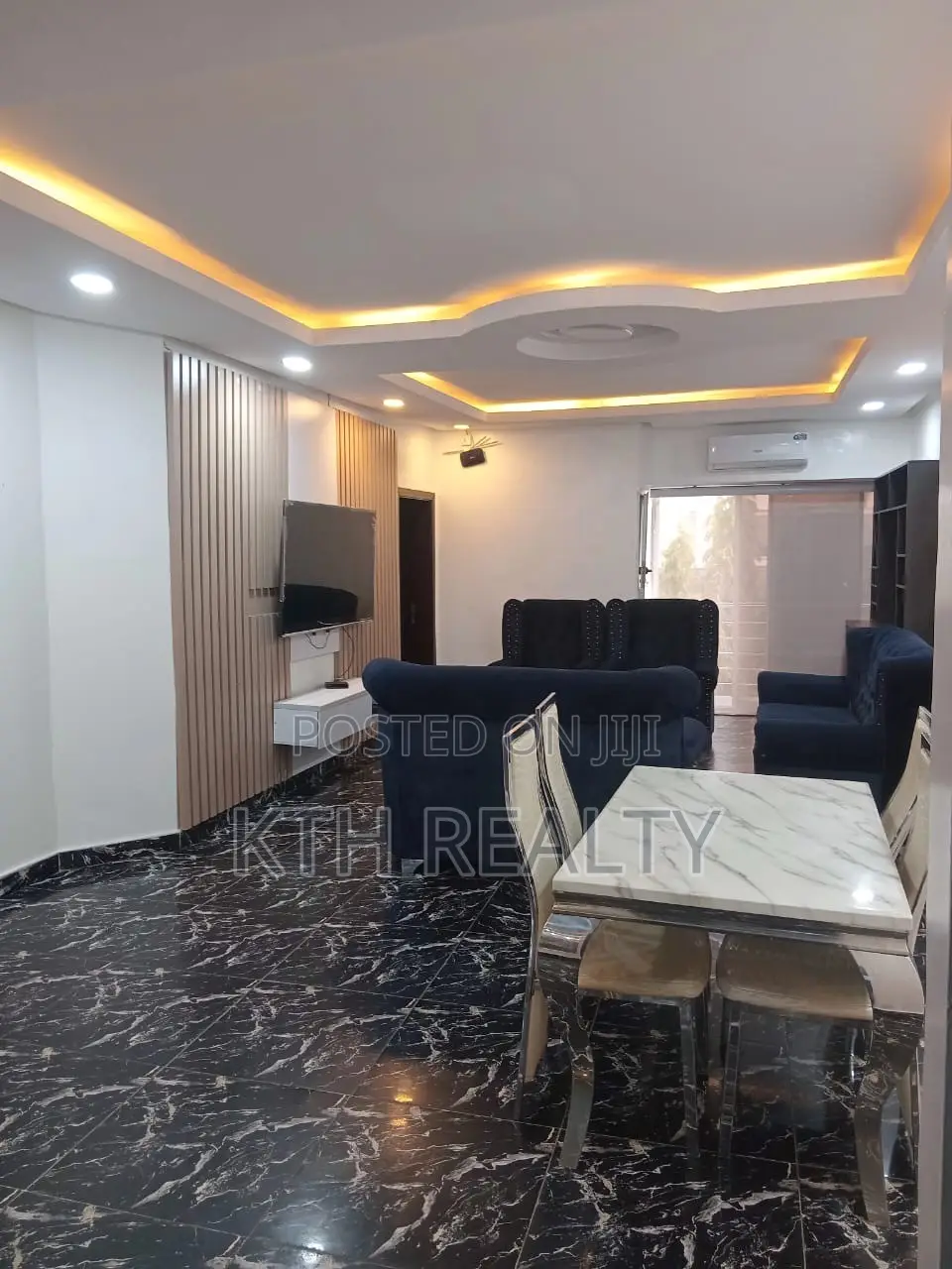 Furnished 2bdrm Apartment in Lekki Phase 1 for rent