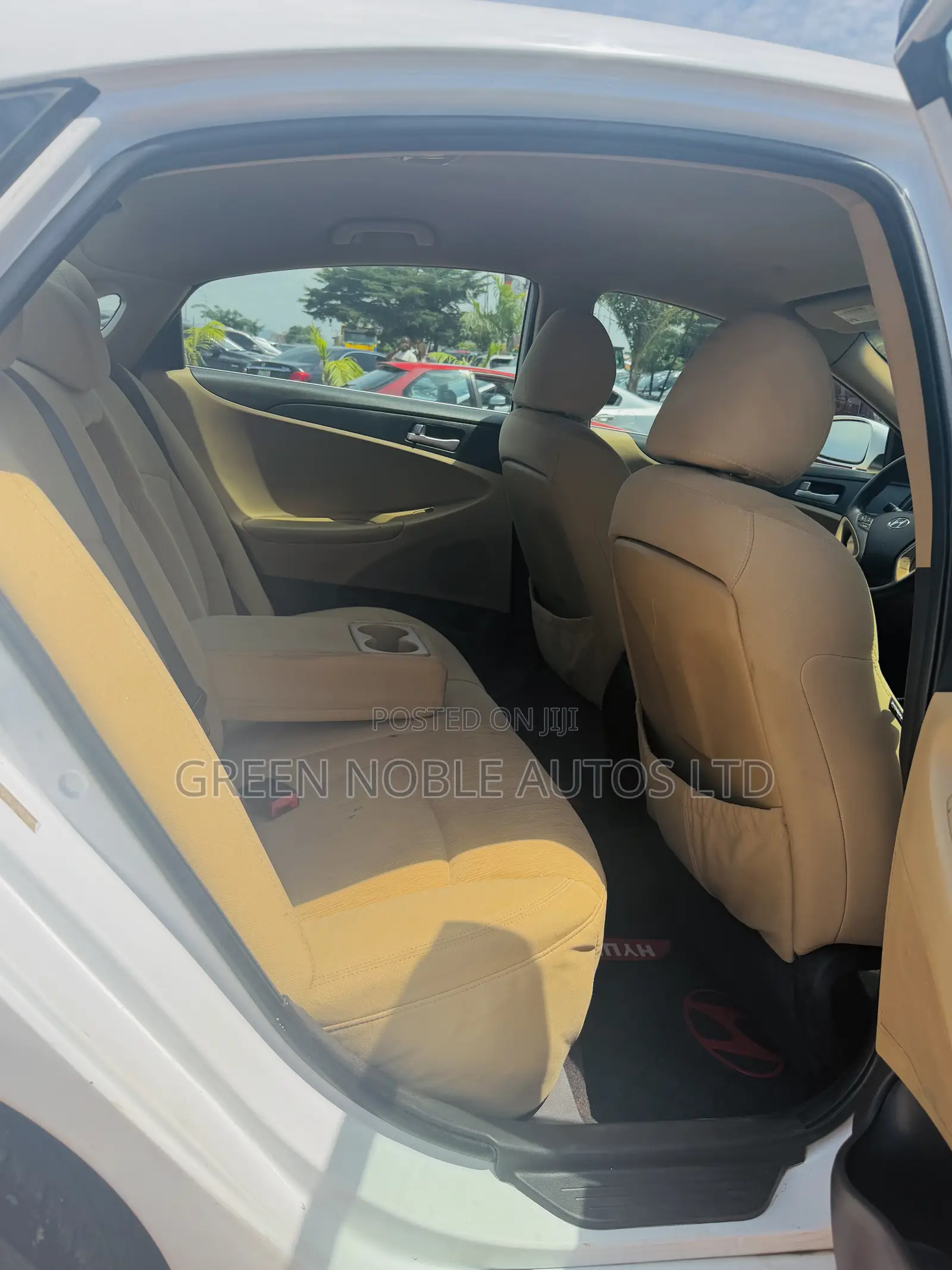 Hyundai Sonata GLS Sedan FWD (2.4L 4cyl 6A) 2013 White