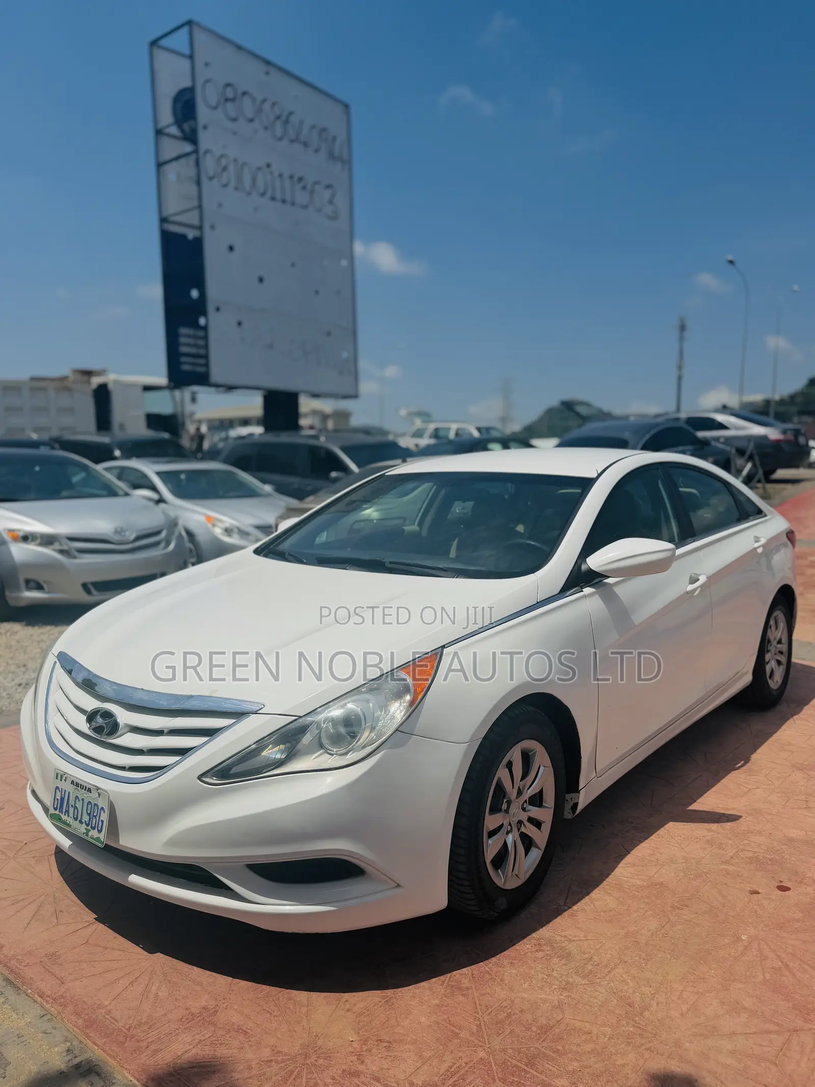Hyundai Sonata GLS Sedan FWD (2.4L 4cyl 6A) 2013 White