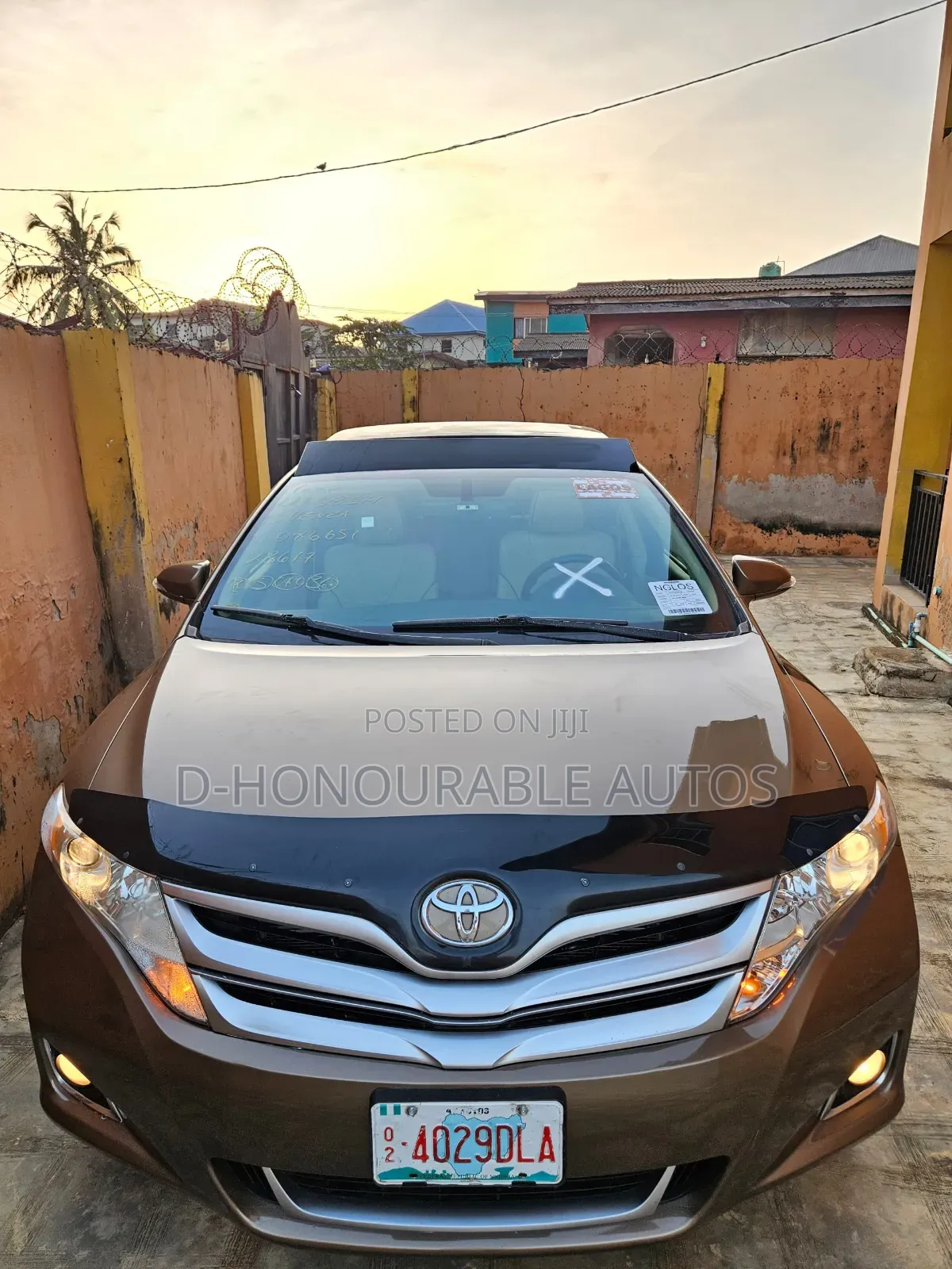 Toyota Venza LE AWD V6 2013 Brown