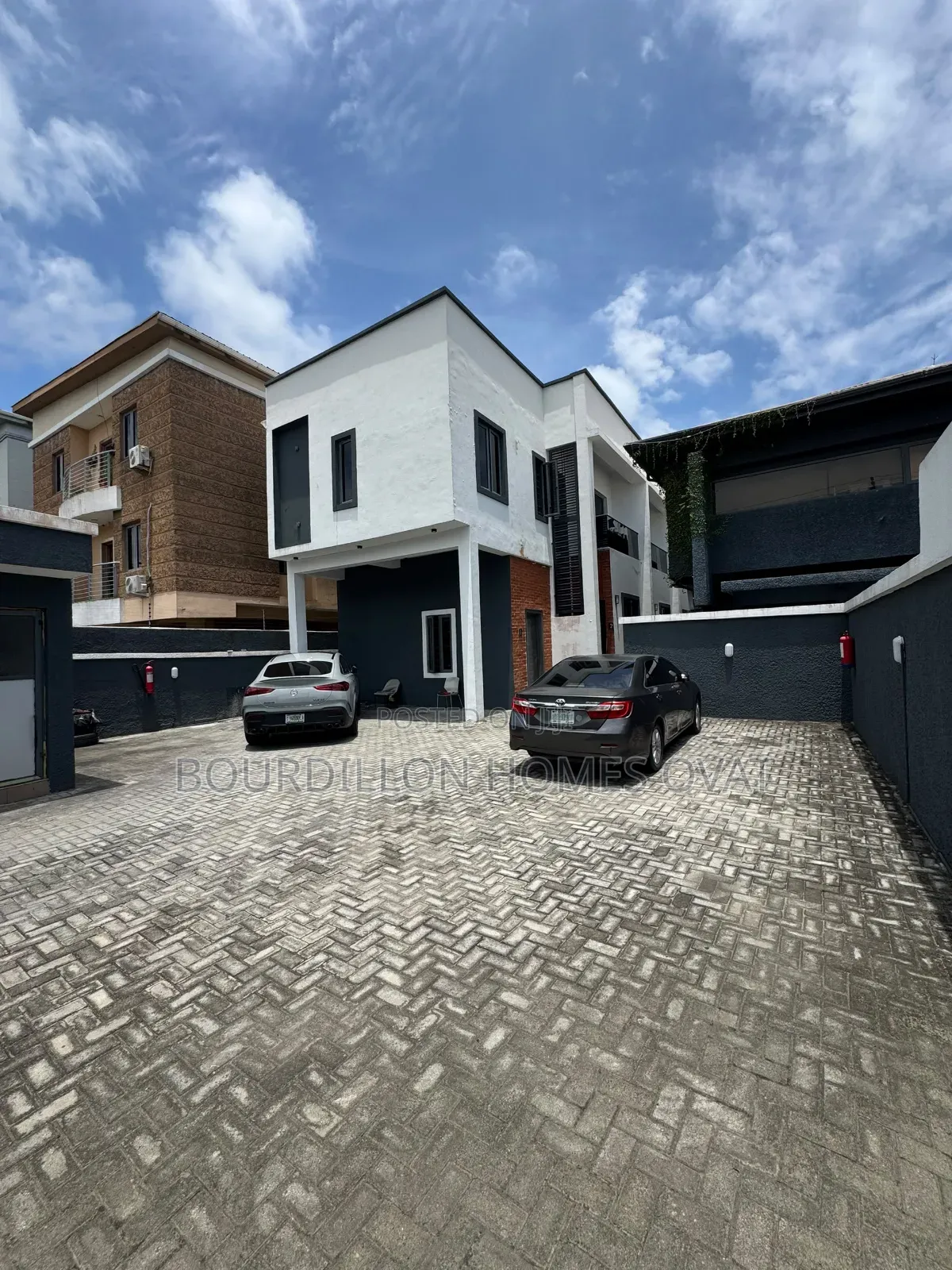 Mini Flat in Lekki Phase 1 Lagos for rent