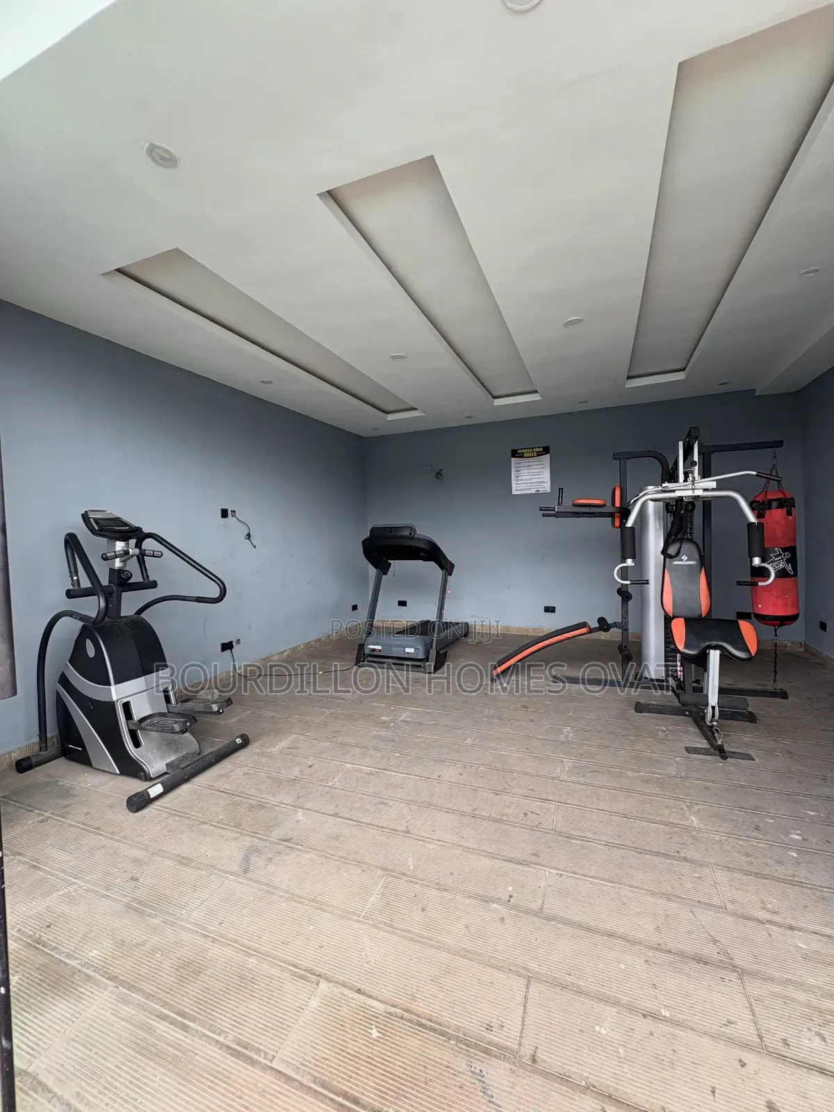 3bdrm Apartment in Lekki Phase 1 Lagos for rent
