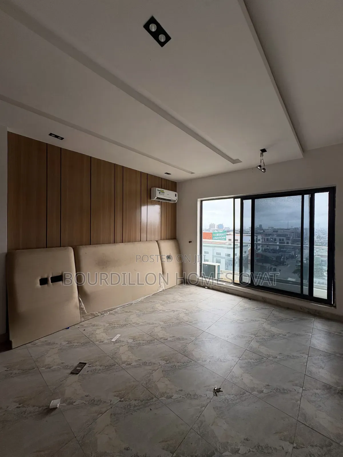 3bdrm Apartment in Lekki Phase 1 Lagos for rent