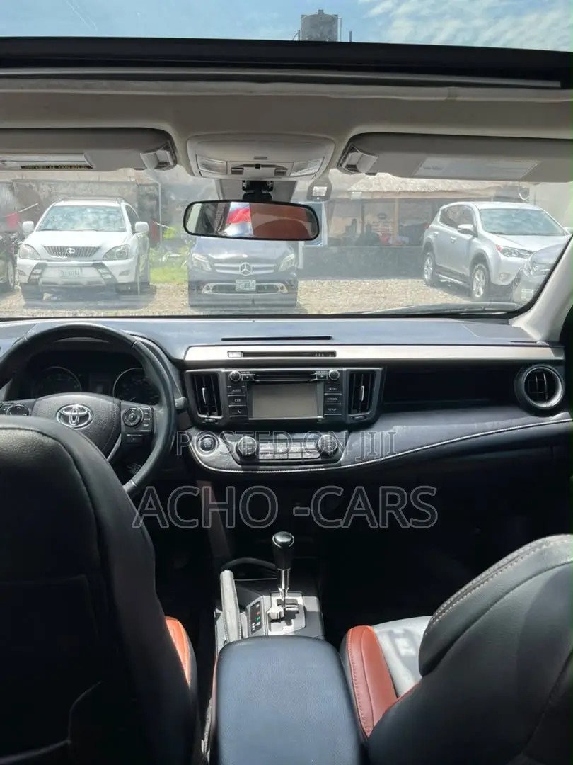 Toyota RAV4 2018 Silver