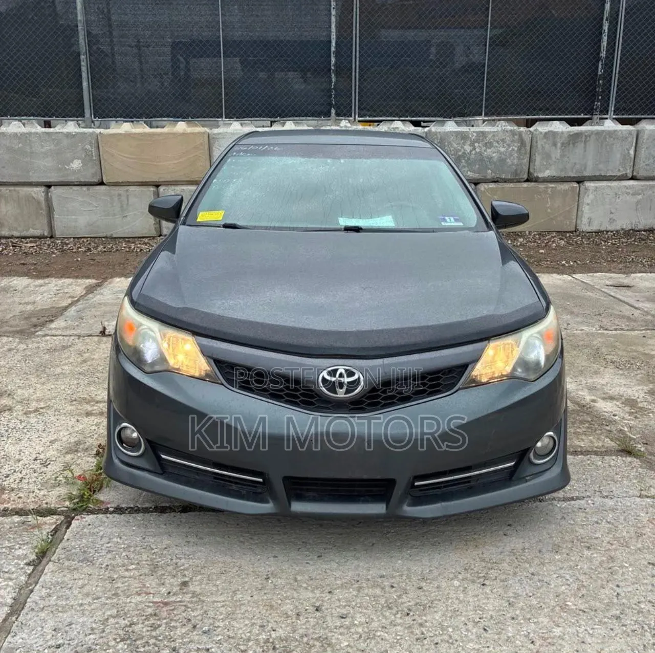 Toyota Camry SE 4dr Sedan (2.5L 4cyl 6A) 2013 Gray