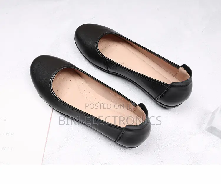 Ladies Court Shoes - Black
