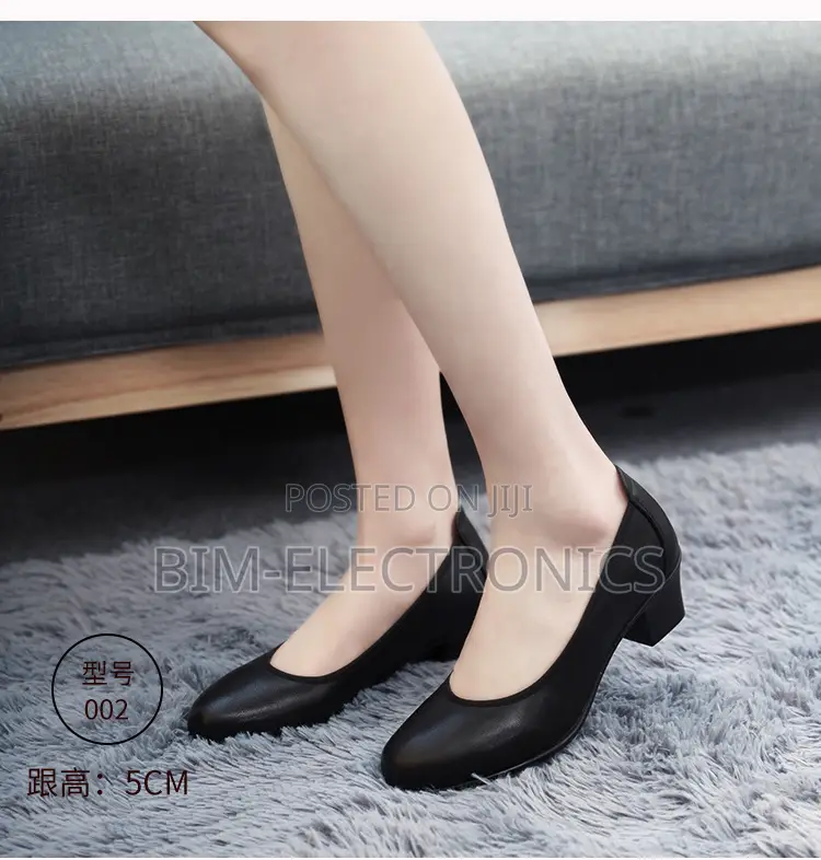 Ladies Court Shoes - Black