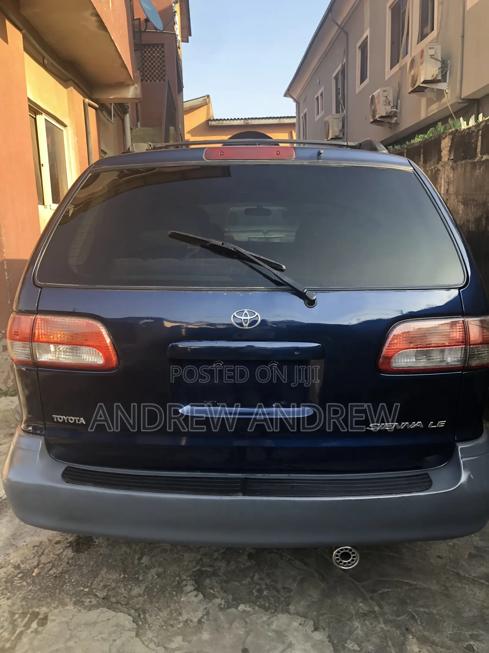 Toyota Sienna 2002 Blue