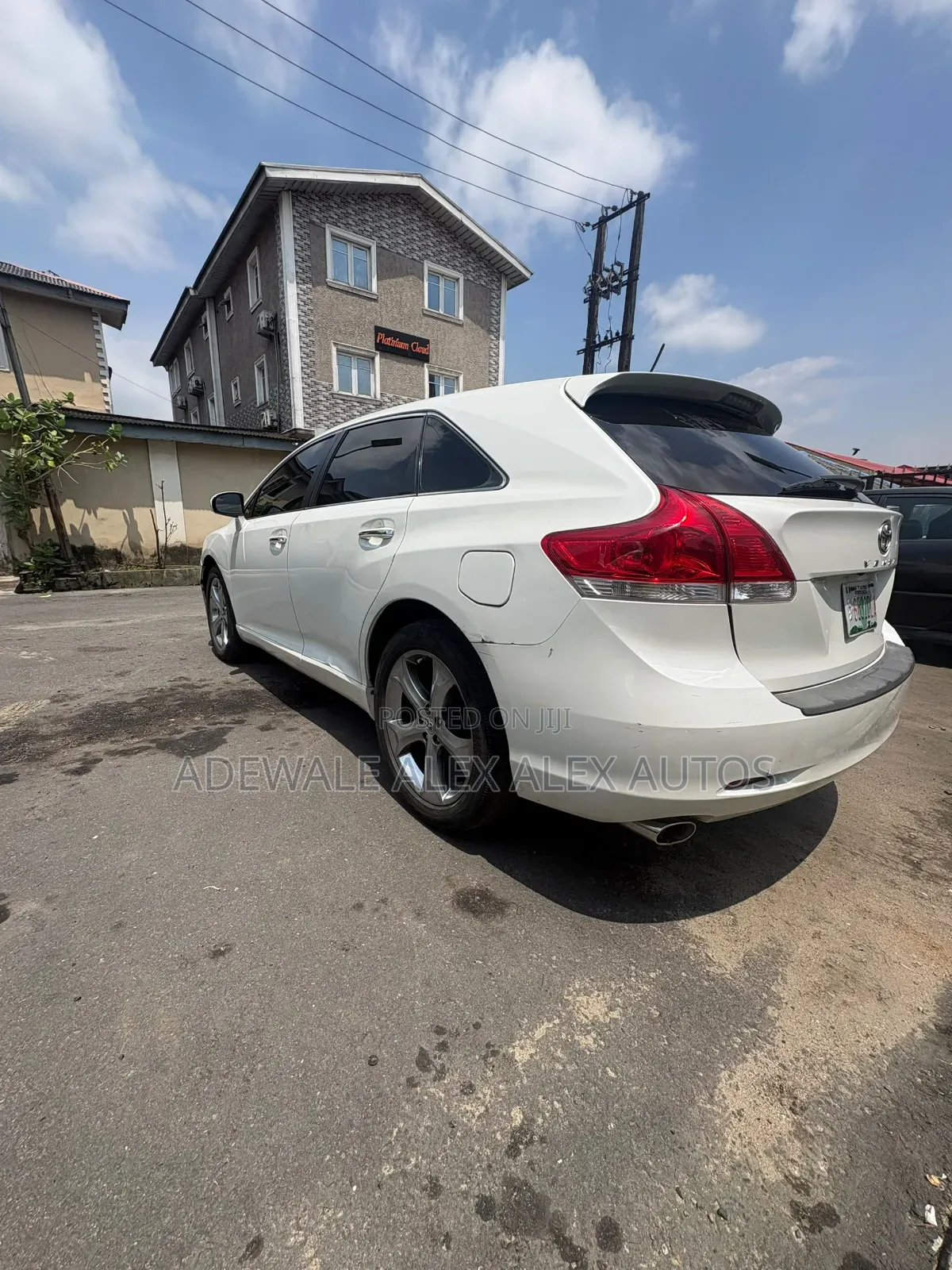 Toyota Venza 2011 White