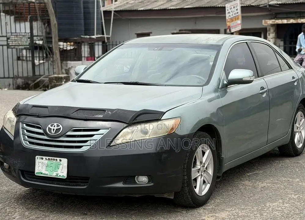 Toyota Camry 2009 Green