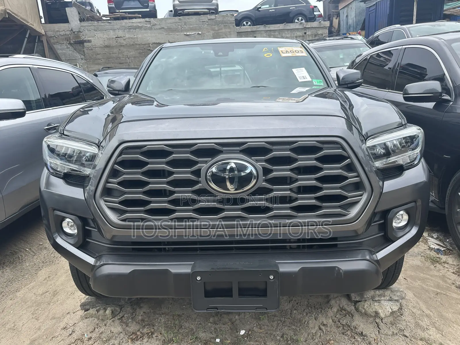 Toyota Tacoma 2023 Gray