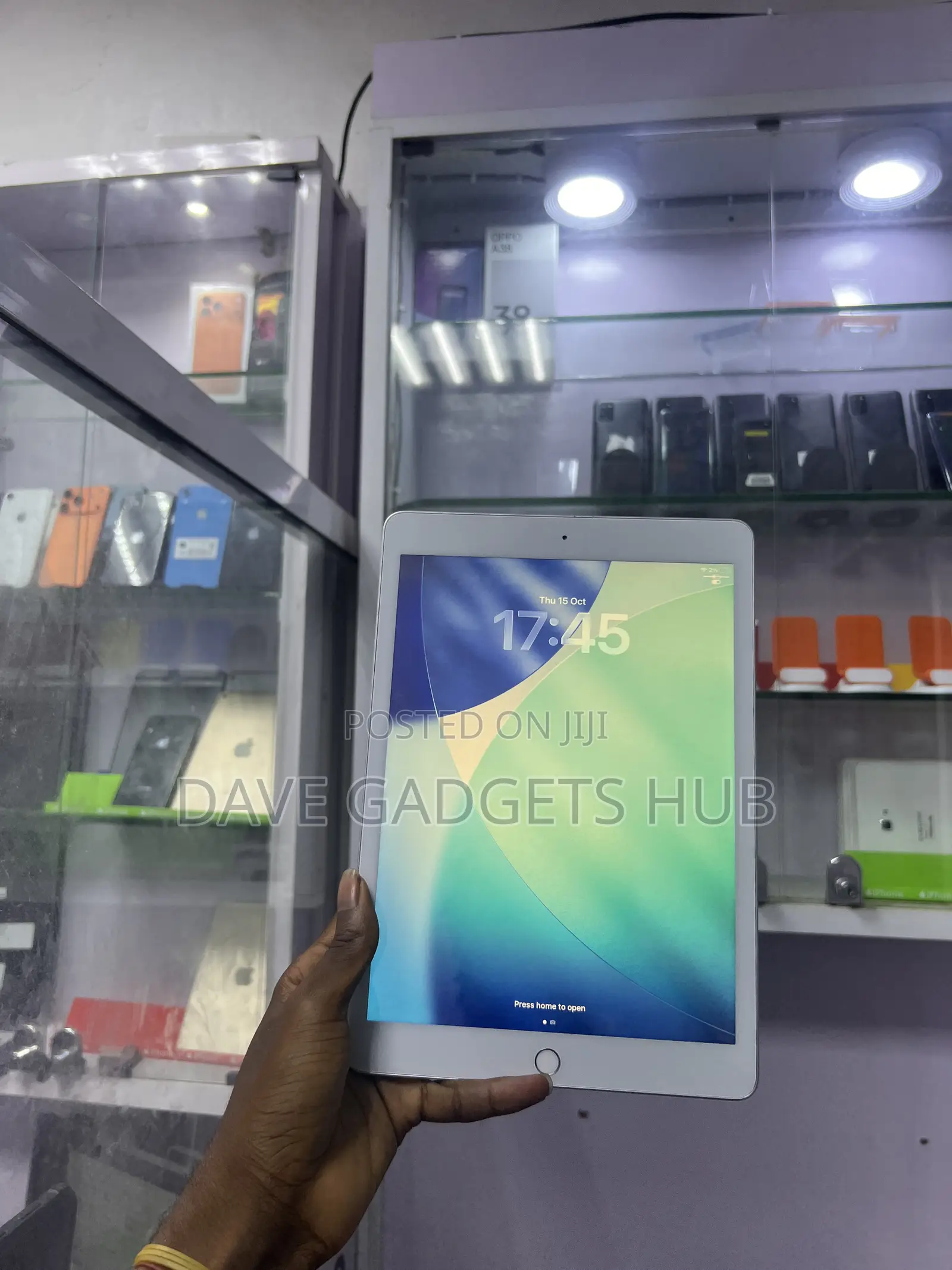 Apple iPad 10.2 (2020) Wi-Fi 128 GB White