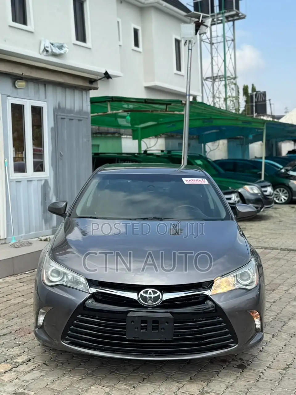 Toyota Camry LE 4dr Sedan (2.5L 4cyl 6A) 2015 Gray