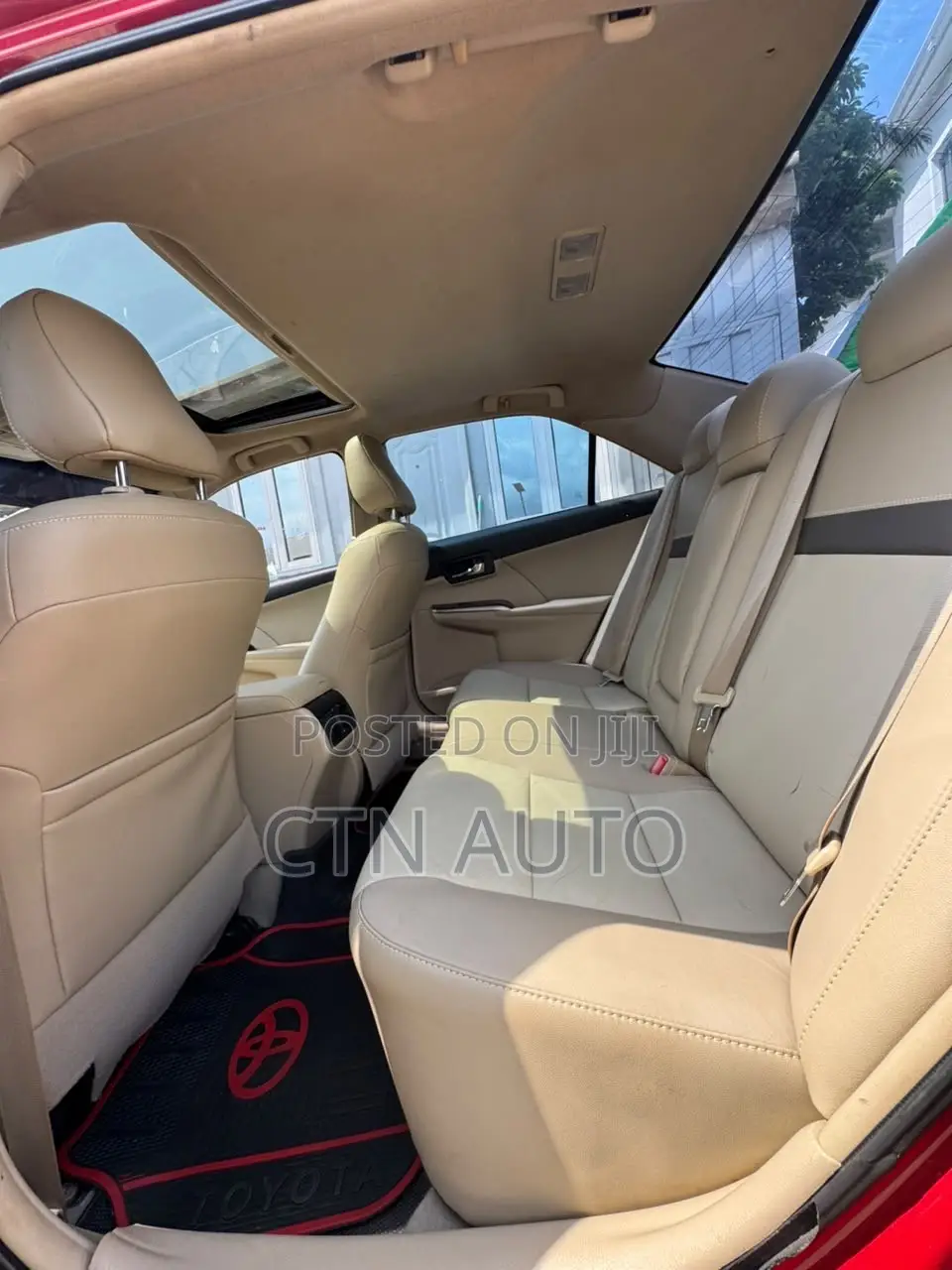 Toyota Camry XLE 4dr Sedan (2.5L 4cyl 6A) 2014 Red