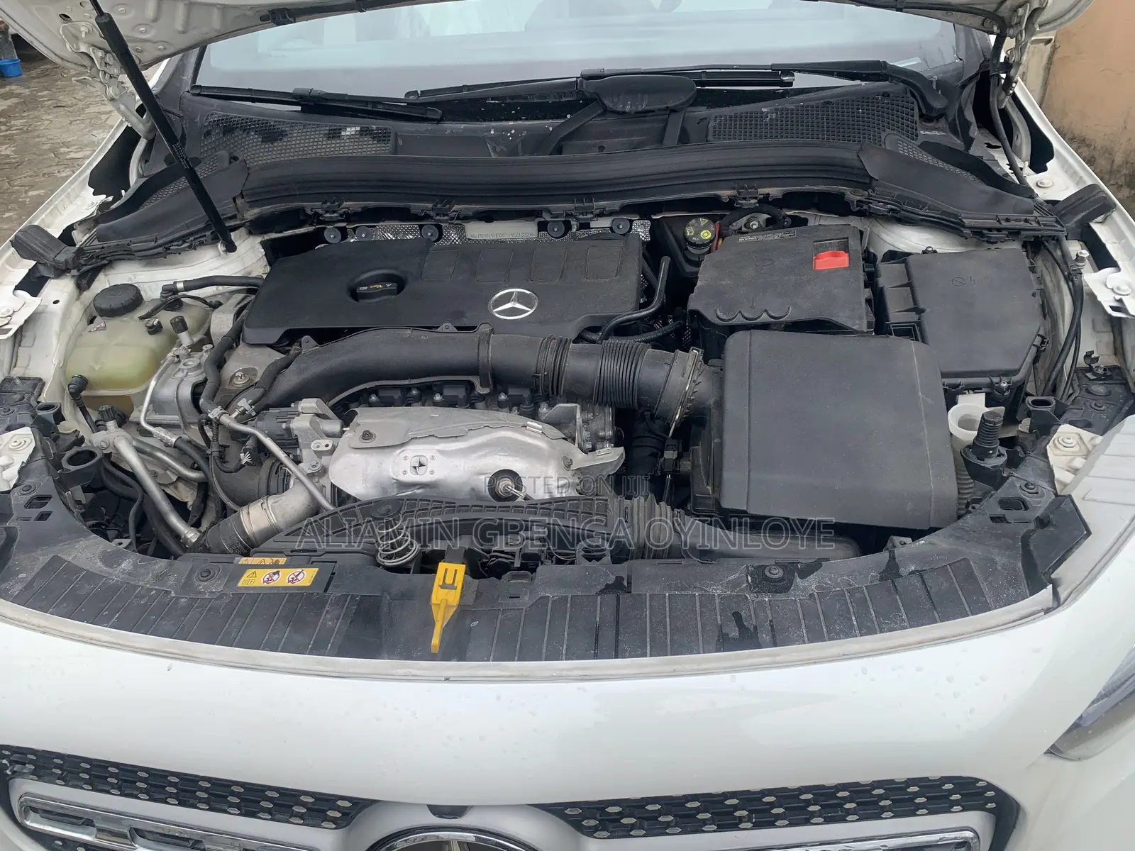 Mercedes-Benz GLA 250 2023 White