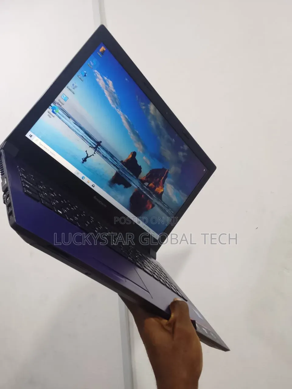 Laptop Lenovo 8GB Intel Core i3 HDD 320GB