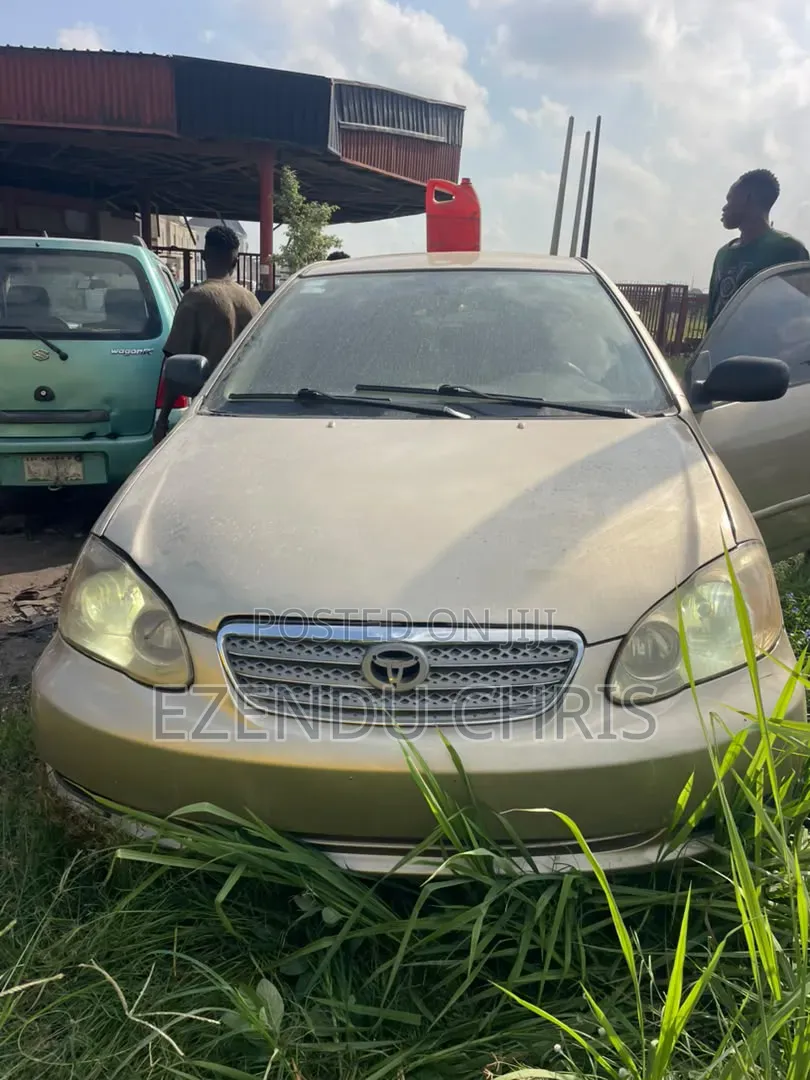Toyota Corolla 2006 Gold