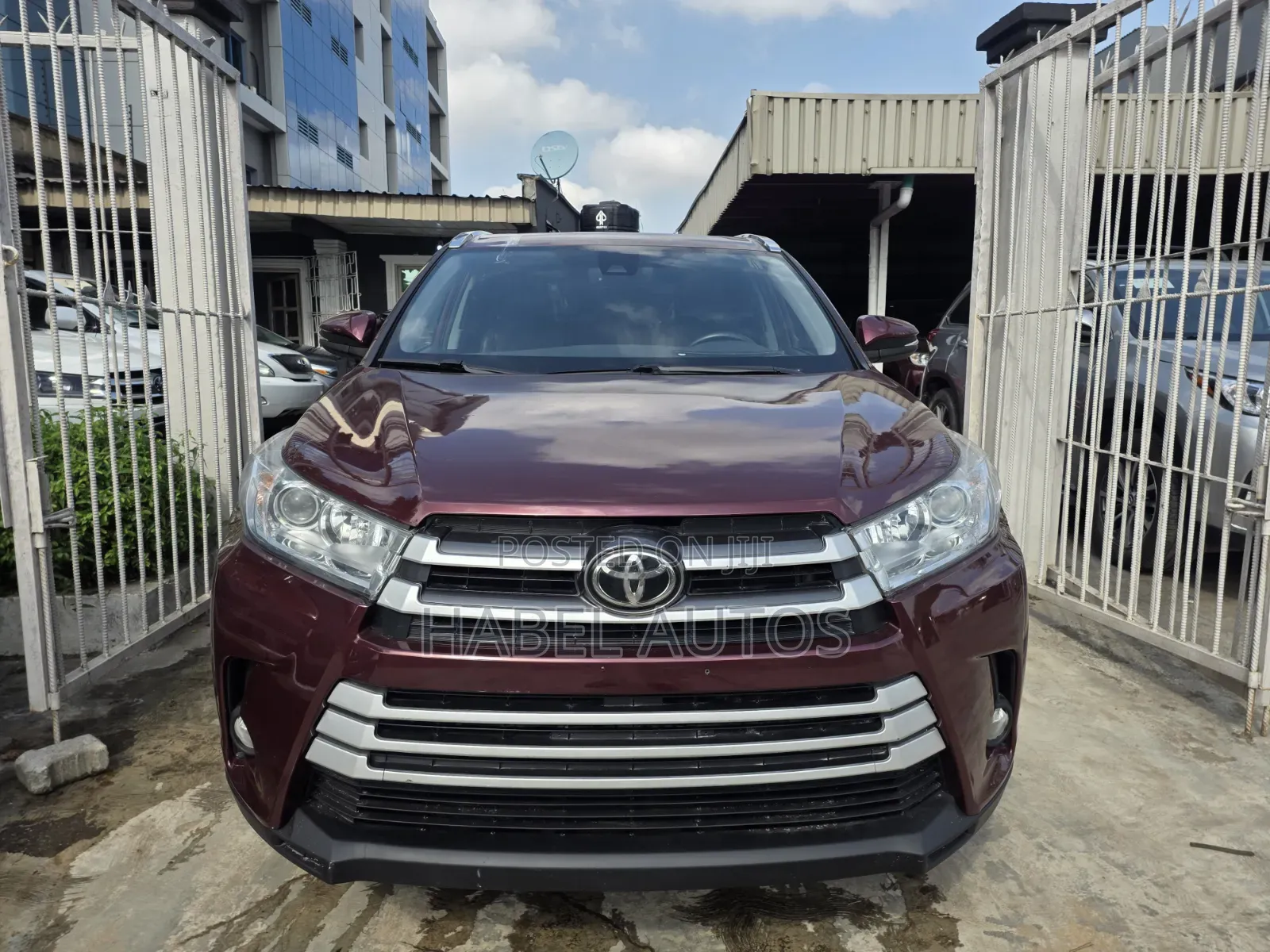 Toyota Highlander XLE 2019 Burgundy