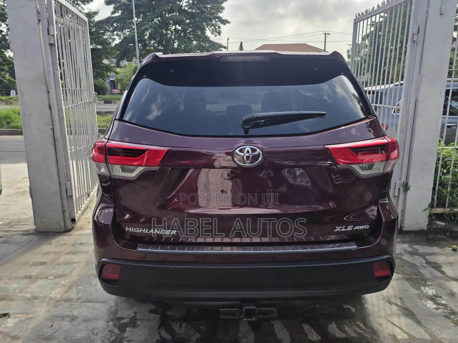 Toyota Highlander XLE 2019 Burgundy