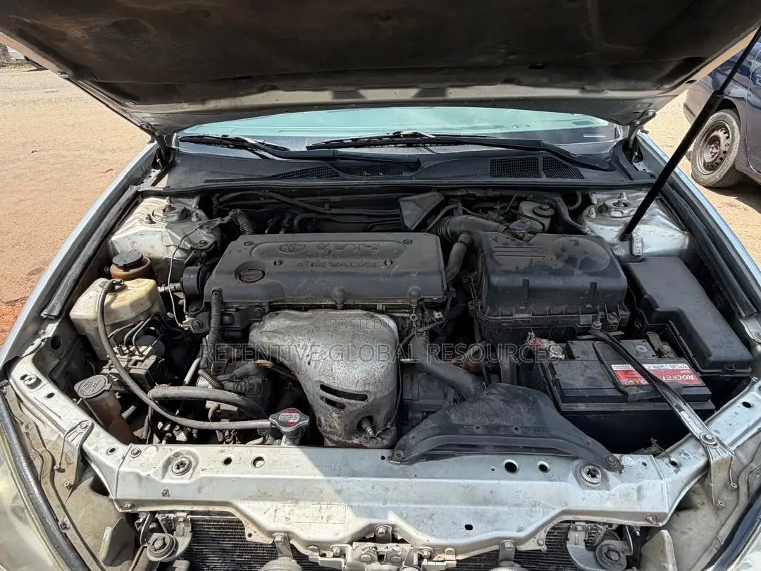 Toyota Camry XLE 4dr Sedan (2.4L 4cyl 5A) 2006 Silver