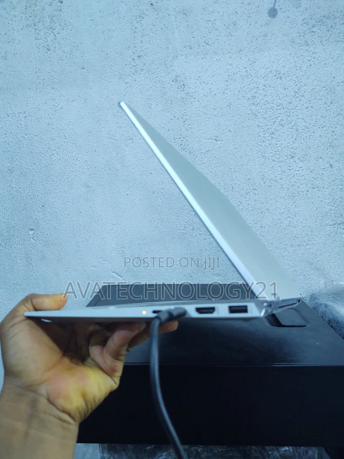 Laptop HP EliteBook 1040 G8 16GB Intel Core i7 SSD 512GB
