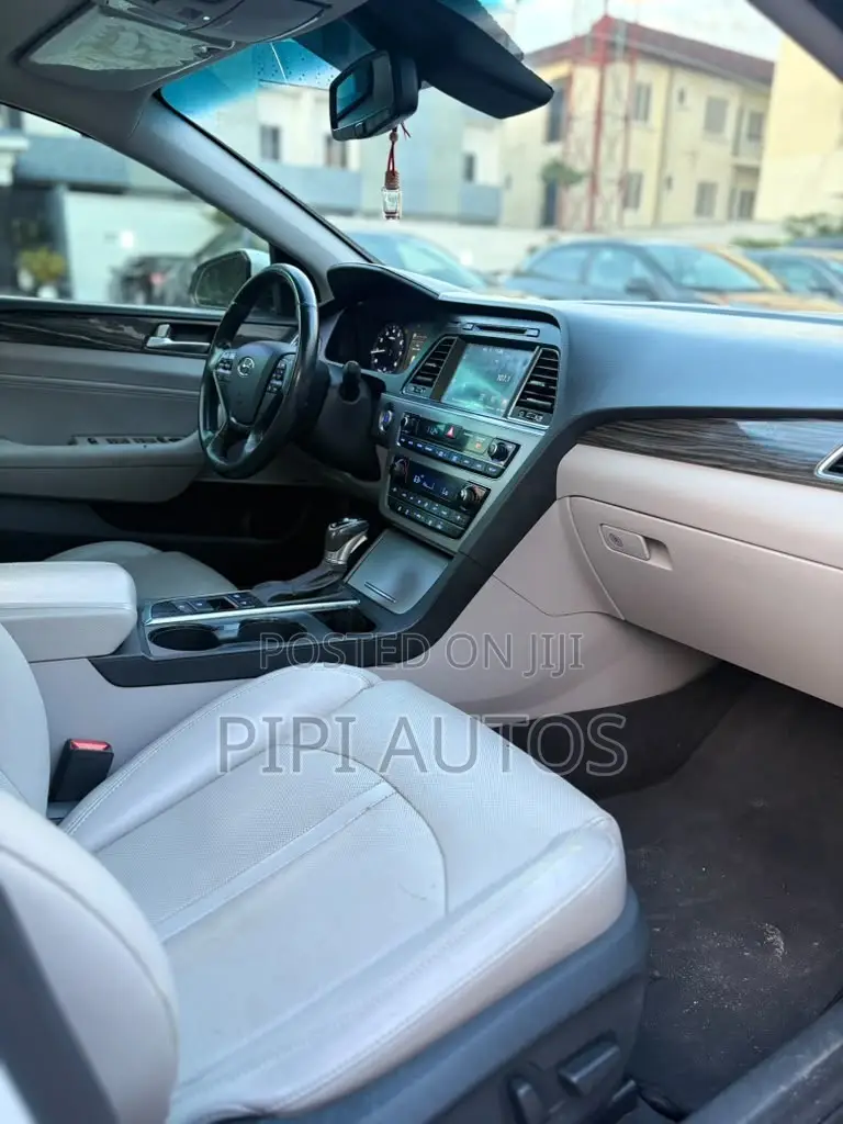 Hyundai Sonata Limited Sedan FWD (2.4L 4cyl 6A) 2016 White