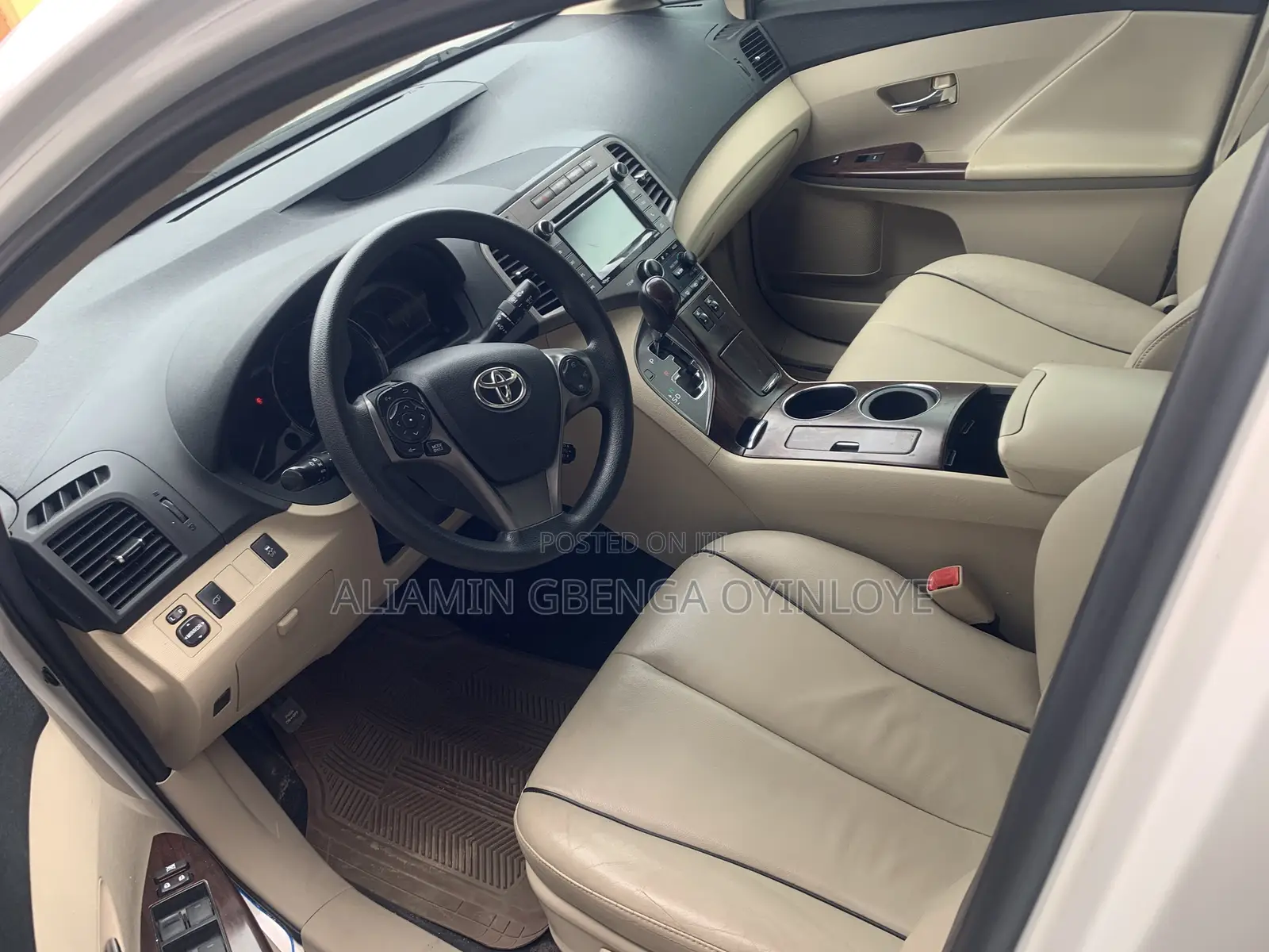 Toyota Venza XLE 4dr Wagon AWD (2.7L 4cyl 6A) 2015 White