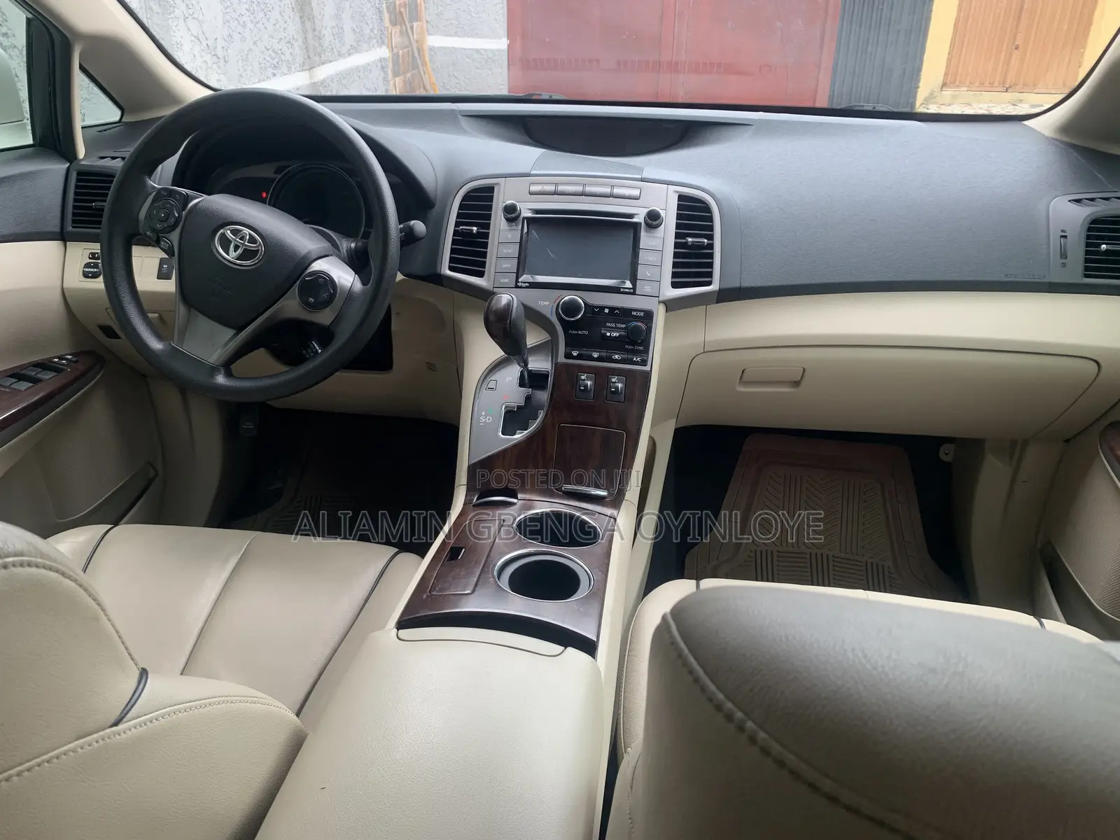 Toyota Venza XLE 4dr Wagon AWD (2.7L 4cyl 6A) 2015 White