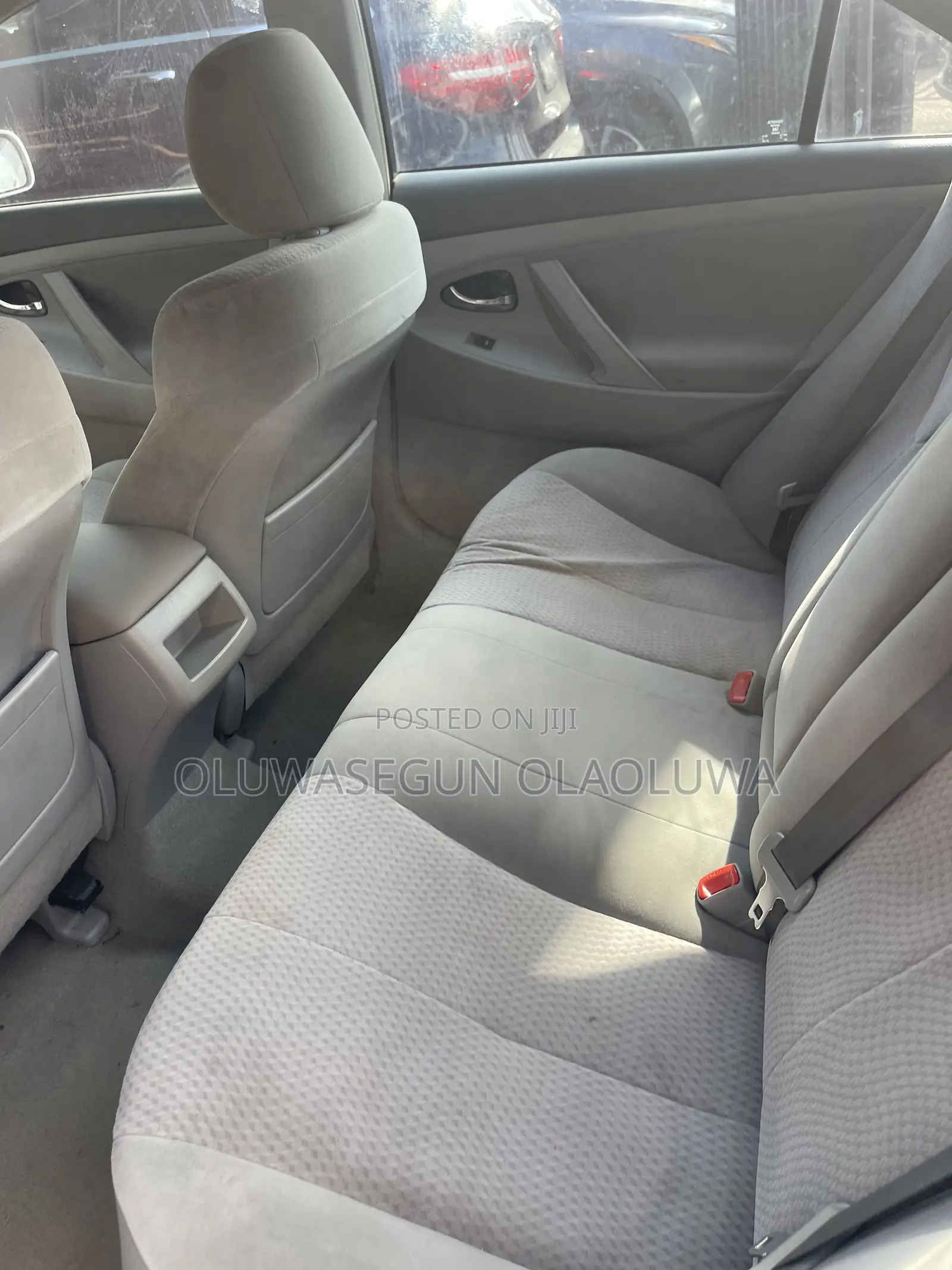 Toyota Camry LE 4dr Sedan (2.5L 4cyl 6A) 2011 Silver
