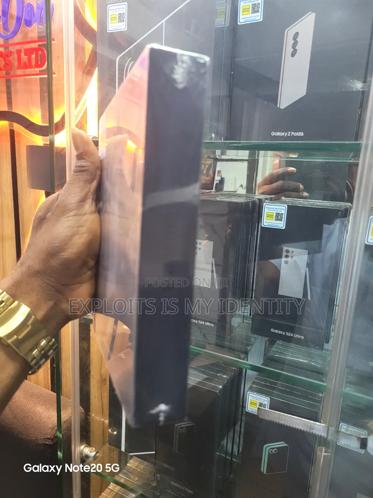 New Samsung Galaxy Z Fold6 256 GB Black
