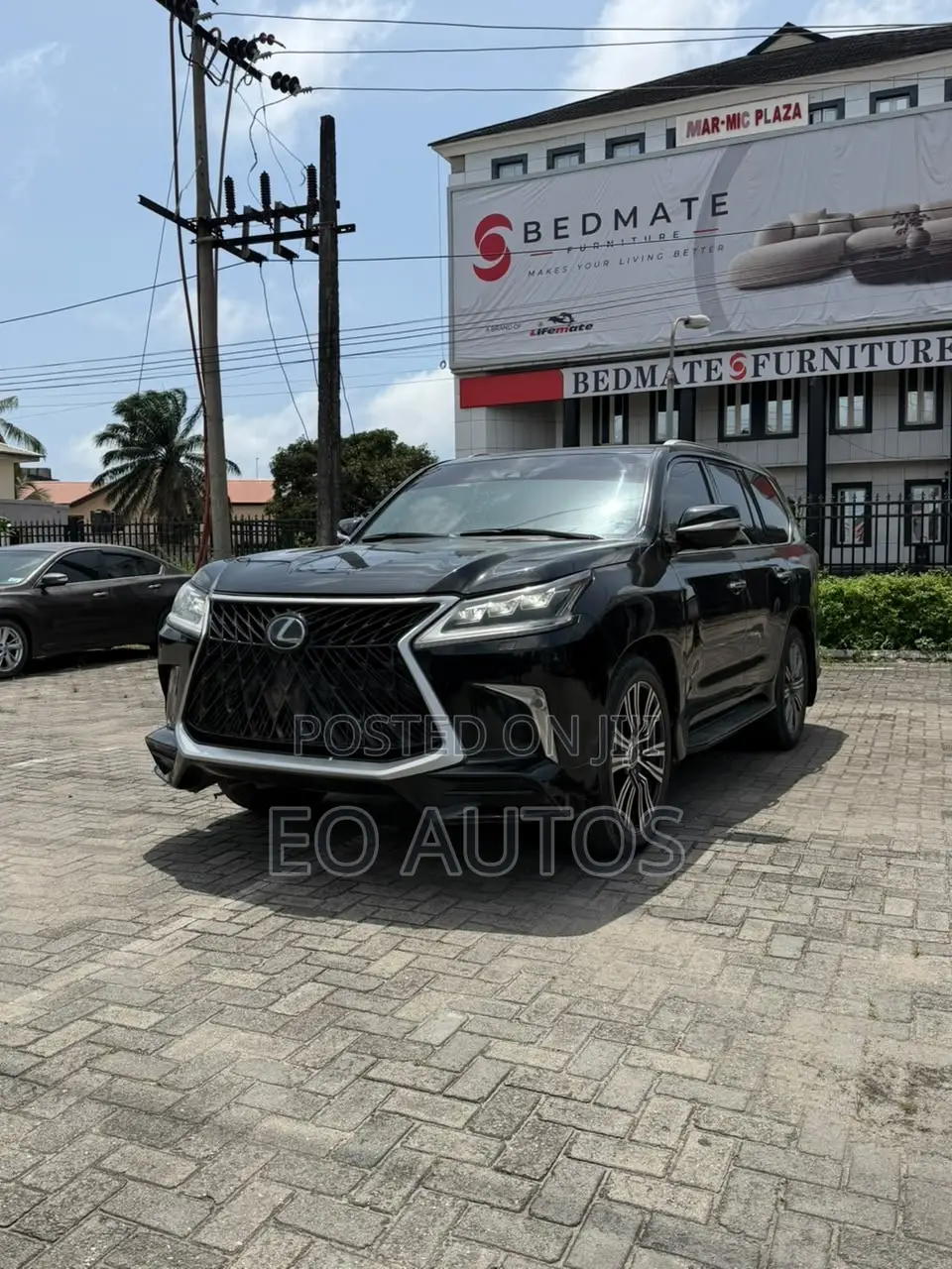 Lexus LX 570 AWD 2017 Black