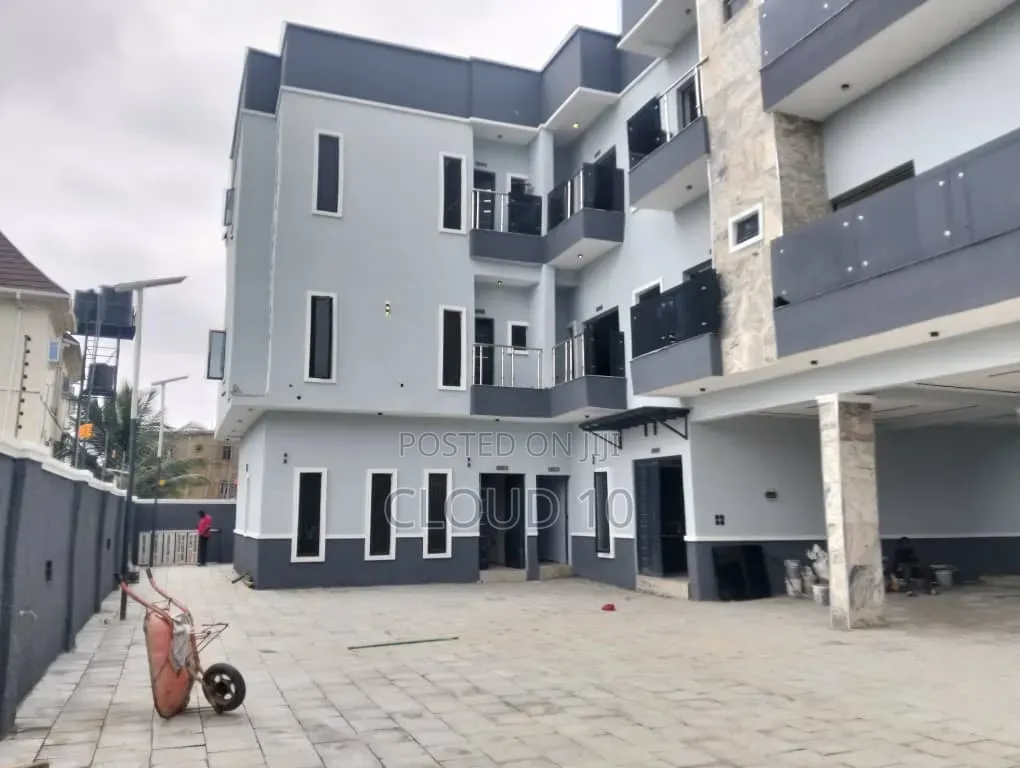 1bdrm Block of Flats in Ayaan Apartments, Katampe (Main) for rent