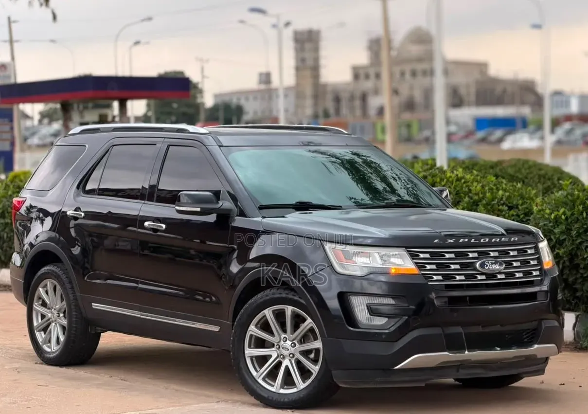 Ford Explorer 2017 Black