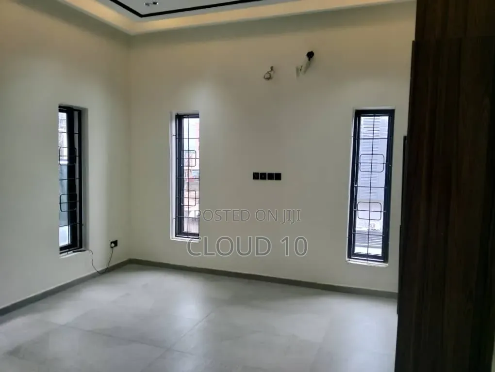 2bdrm Block of Flats in Ayaan Apartments, Katampe (Main) for rent