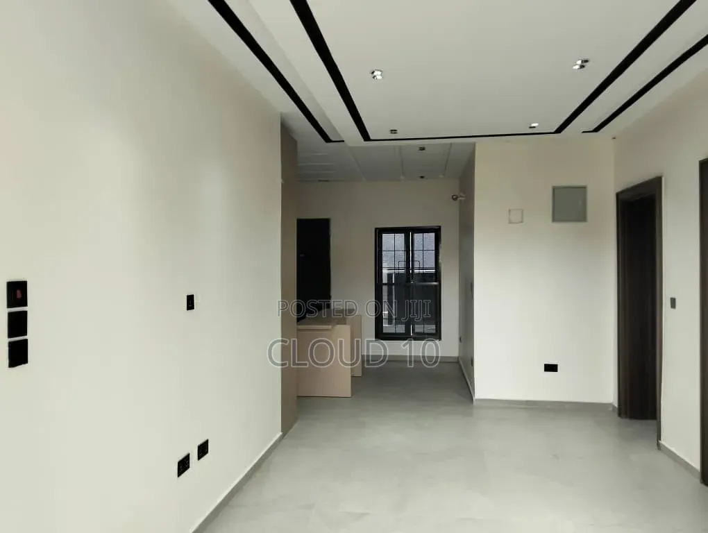 2bdrm Block of Flats in Ayaan Apartments, Katampe (Main) for rent