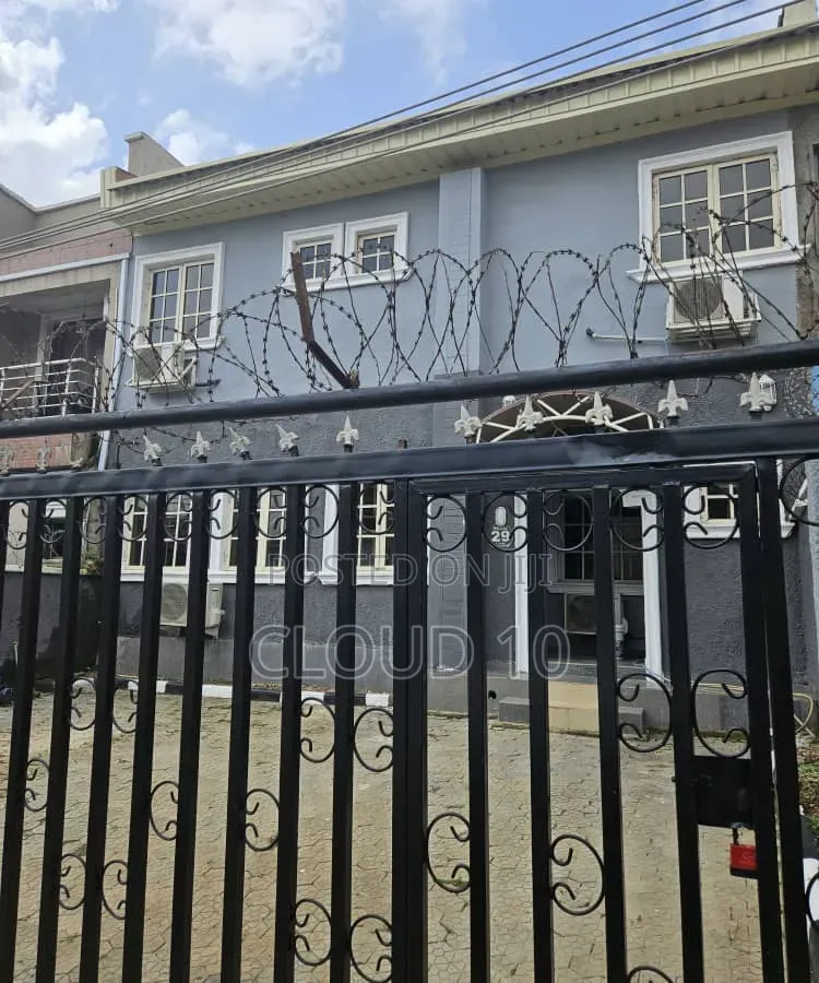 4bdrm Duplex in Kado for rent