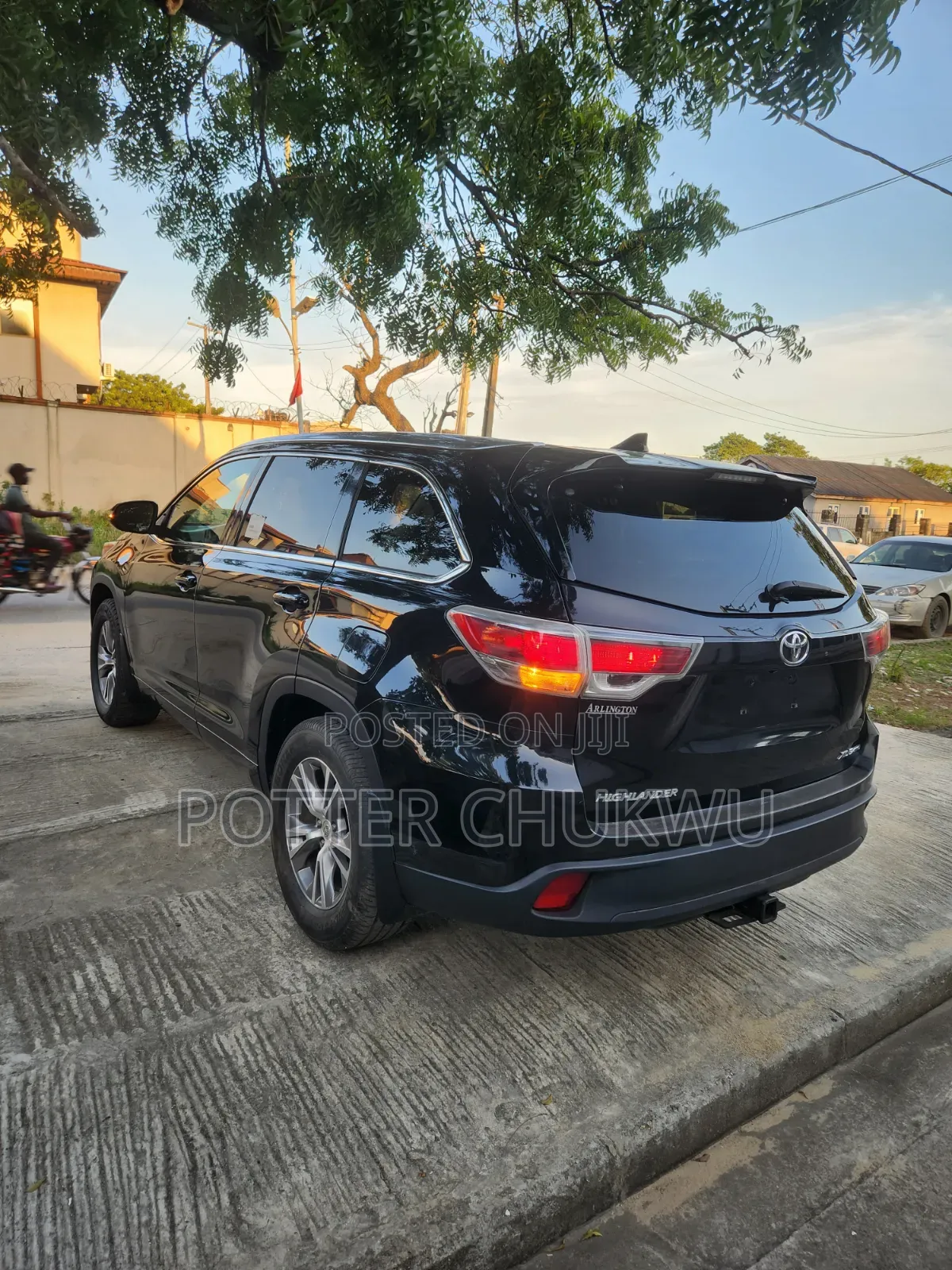 Toyota Highlander XLE 4dr SUV AWD (3.5L 6cyl 6A) 2014 Black