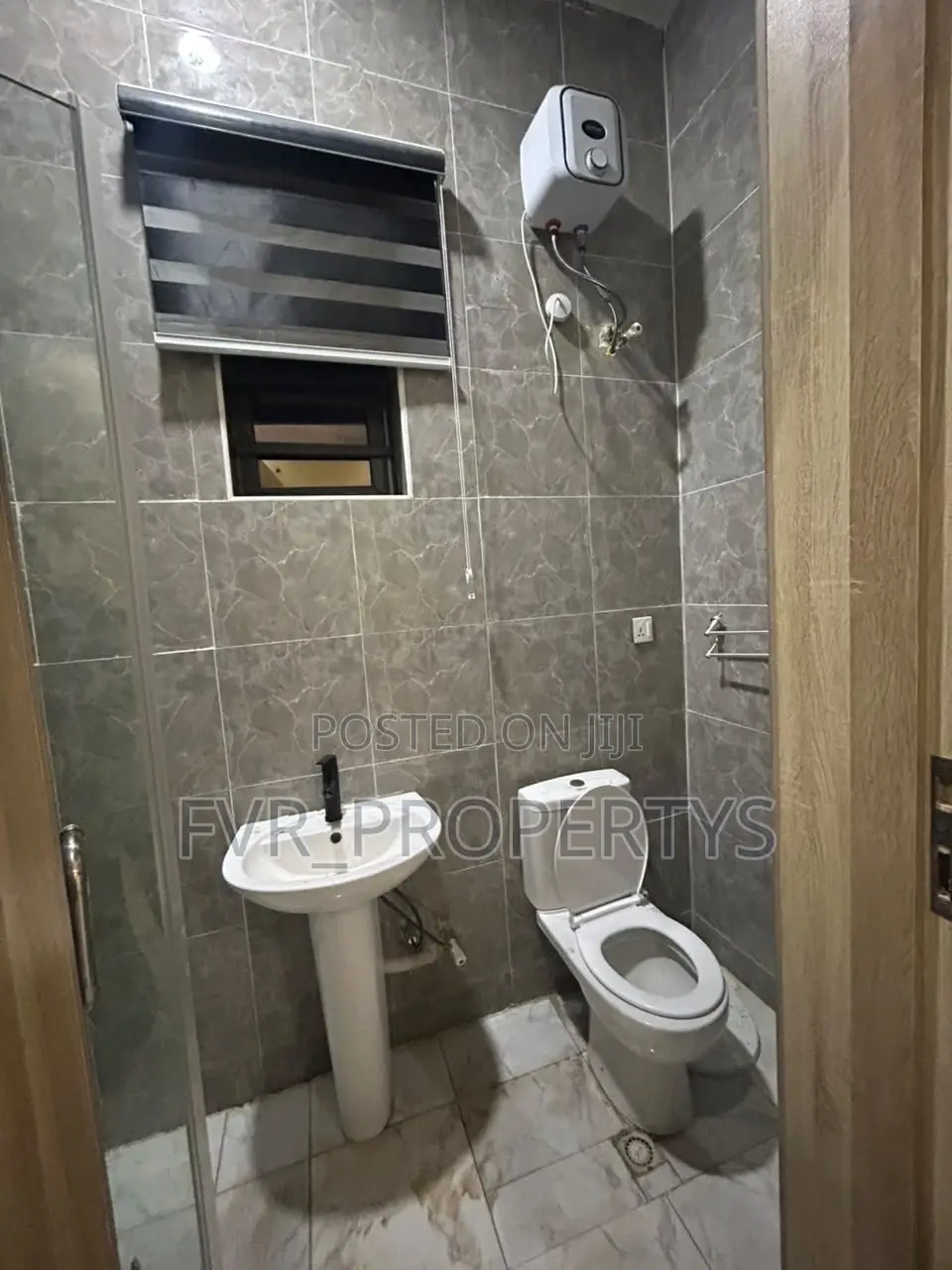 1bdrm Shared Apartment in Villa, Ikota for rent