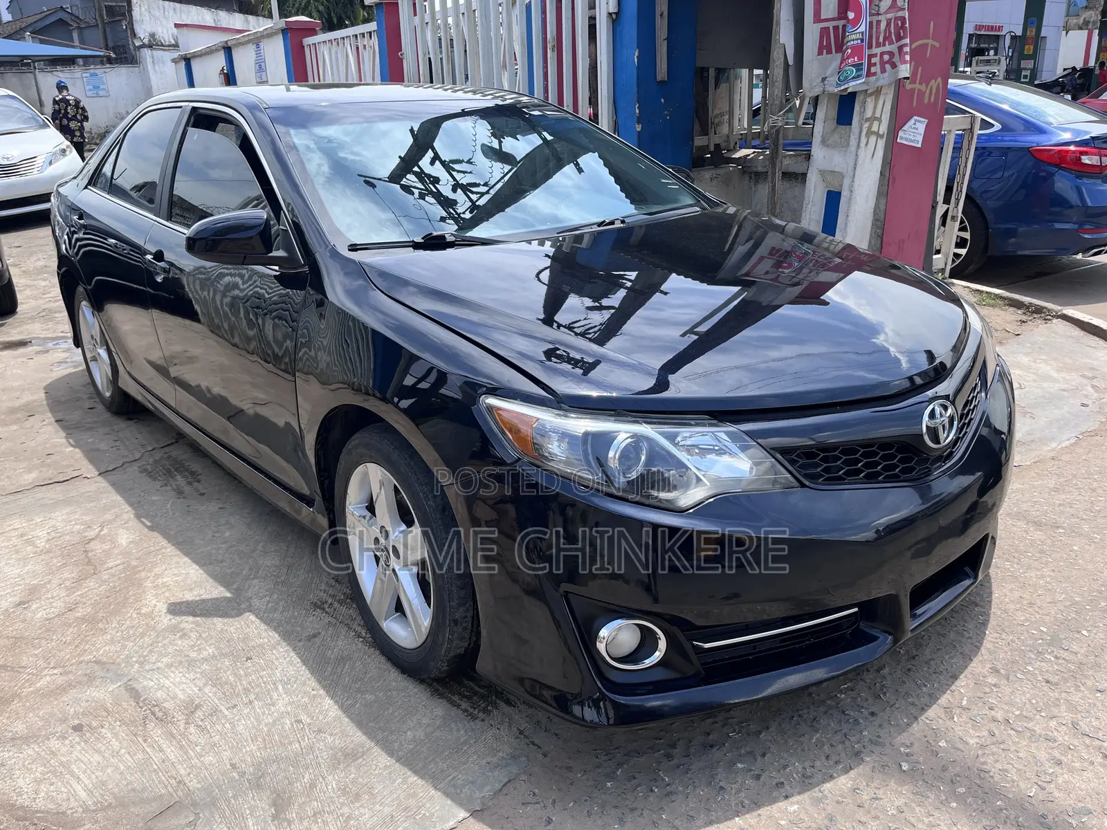 Toyota Camry SE Sport 4dr Sedan w/Prod. End 11/13 (2.5L 4cyl 6A) 2014