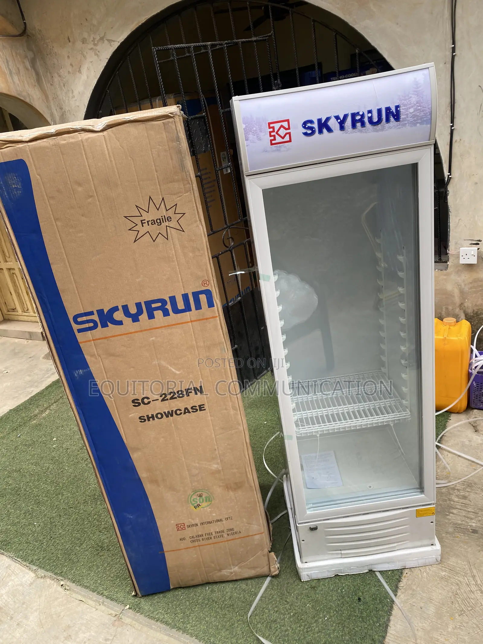 SKYRUN SC-228FN 228L Chiller for Shops and Stores